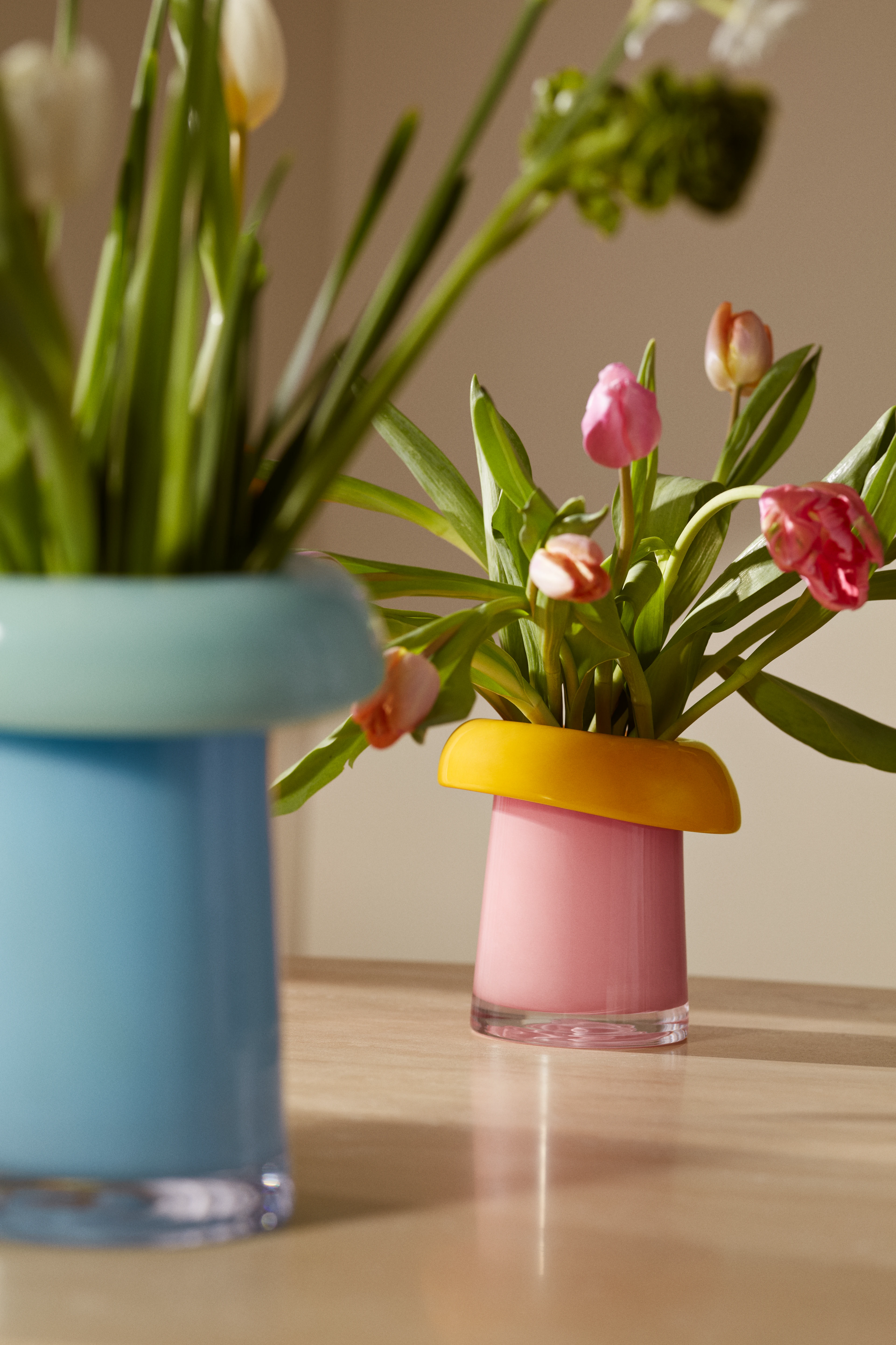Vase H16.5 cm fra Holmegaard i farven Pink/Orange, lavet af Glas