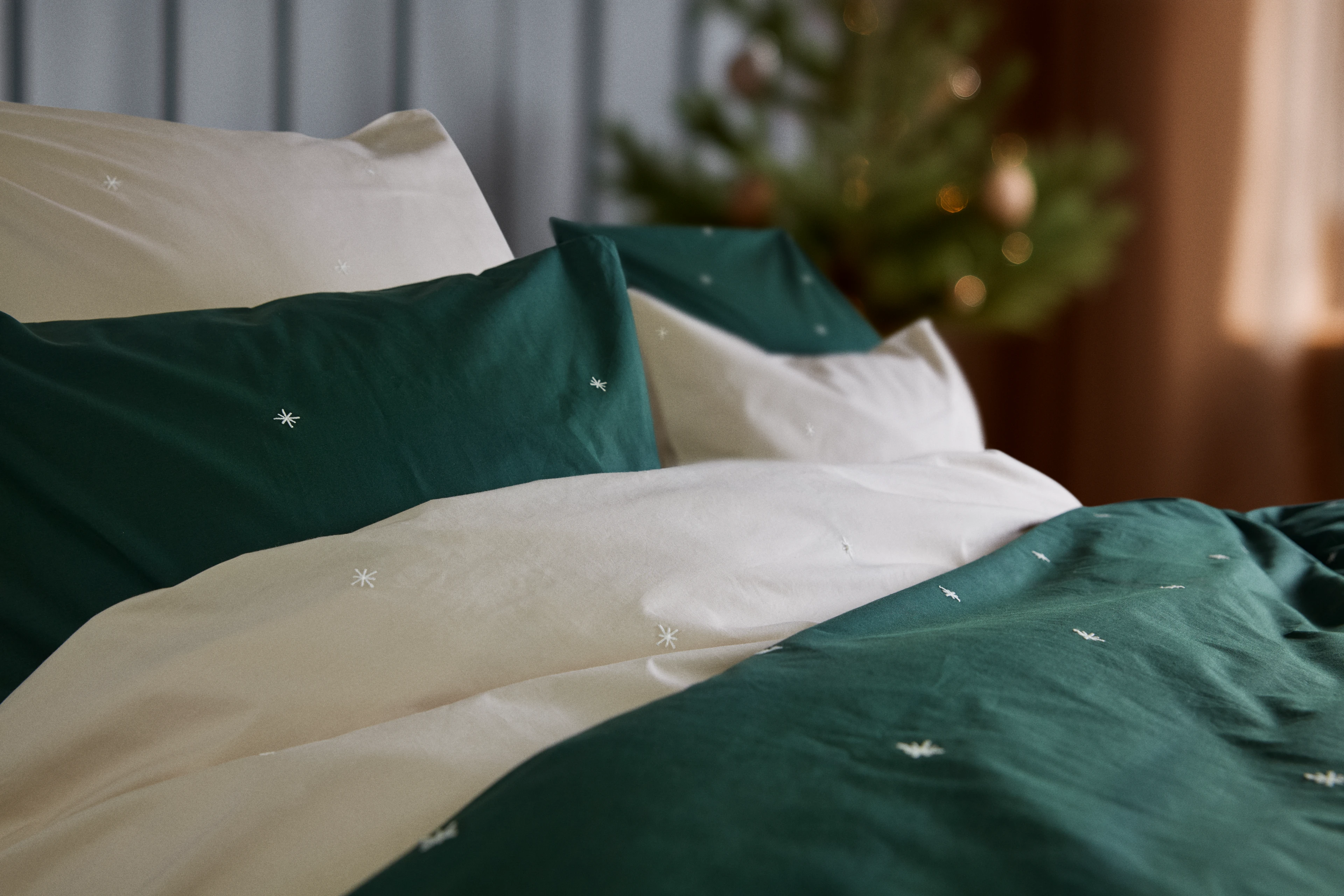 Bed linen 140x220 cm from JUNA in Sand color, made of Cotton