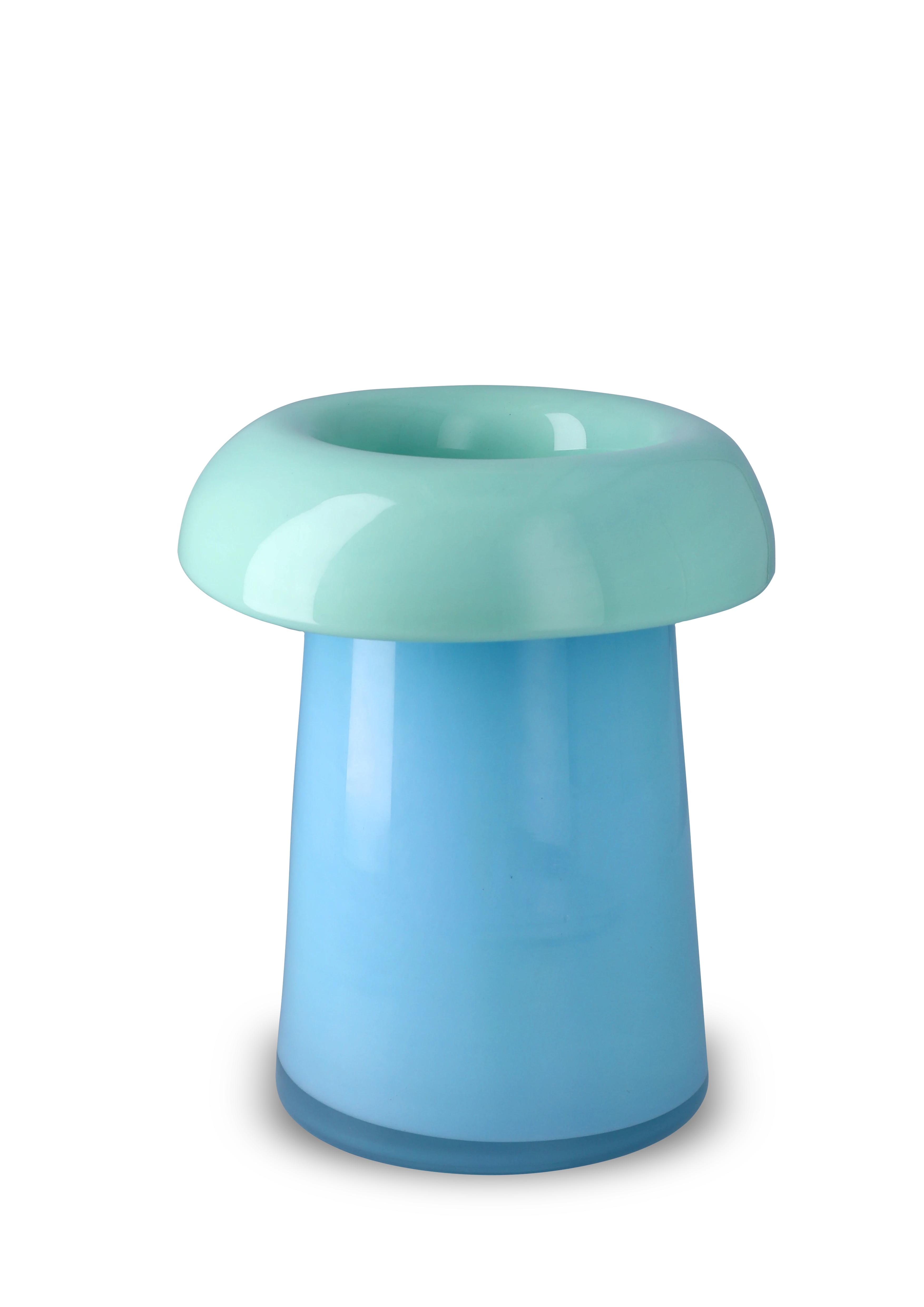 Vase H22.5 cm fra Holmegaard i fargen Lys blå/Aqua, laget av Glass