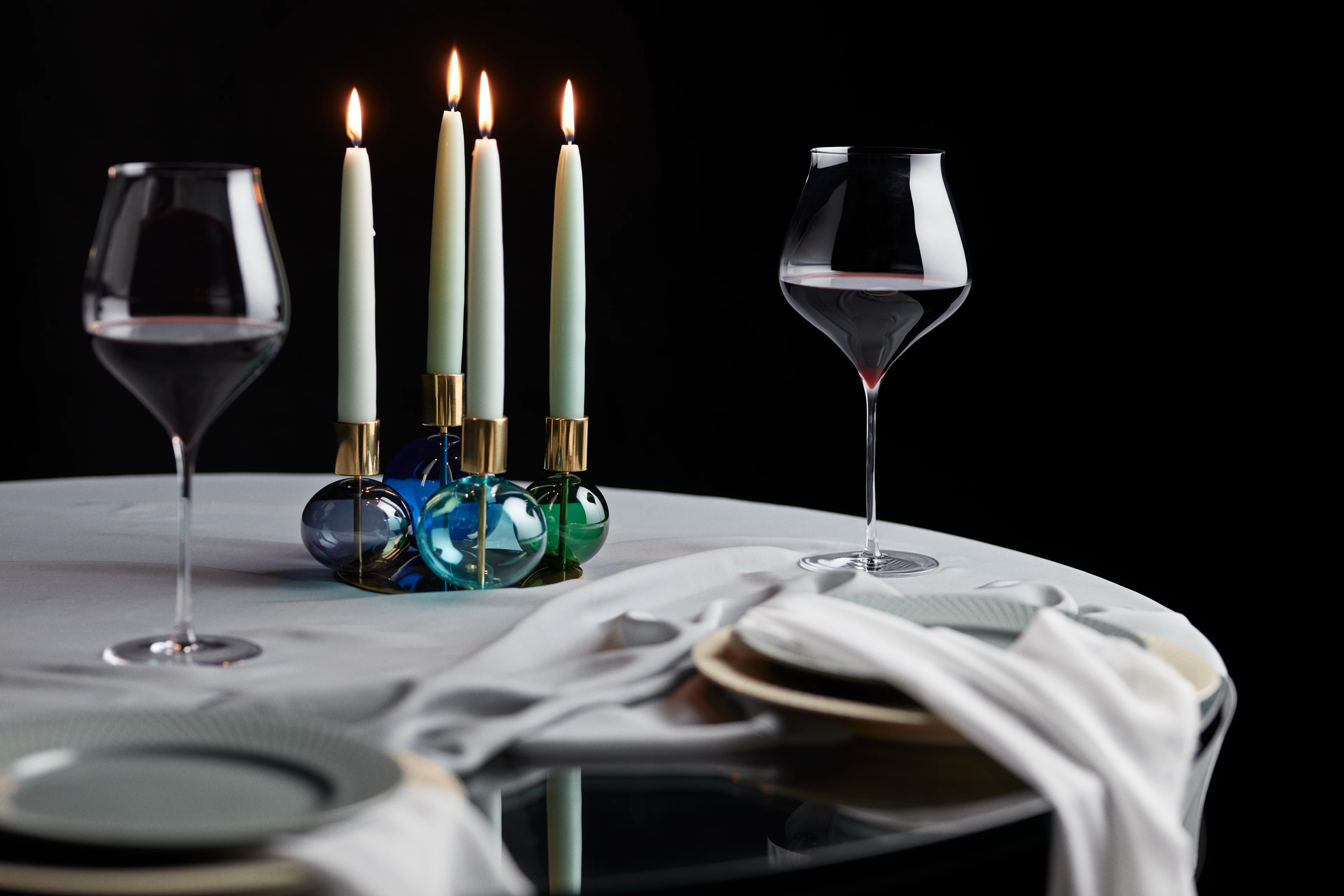 4-armet lysestage Ø17.5 cm fra Holmegaard i farven Blå/Grøn, lavet af Glas