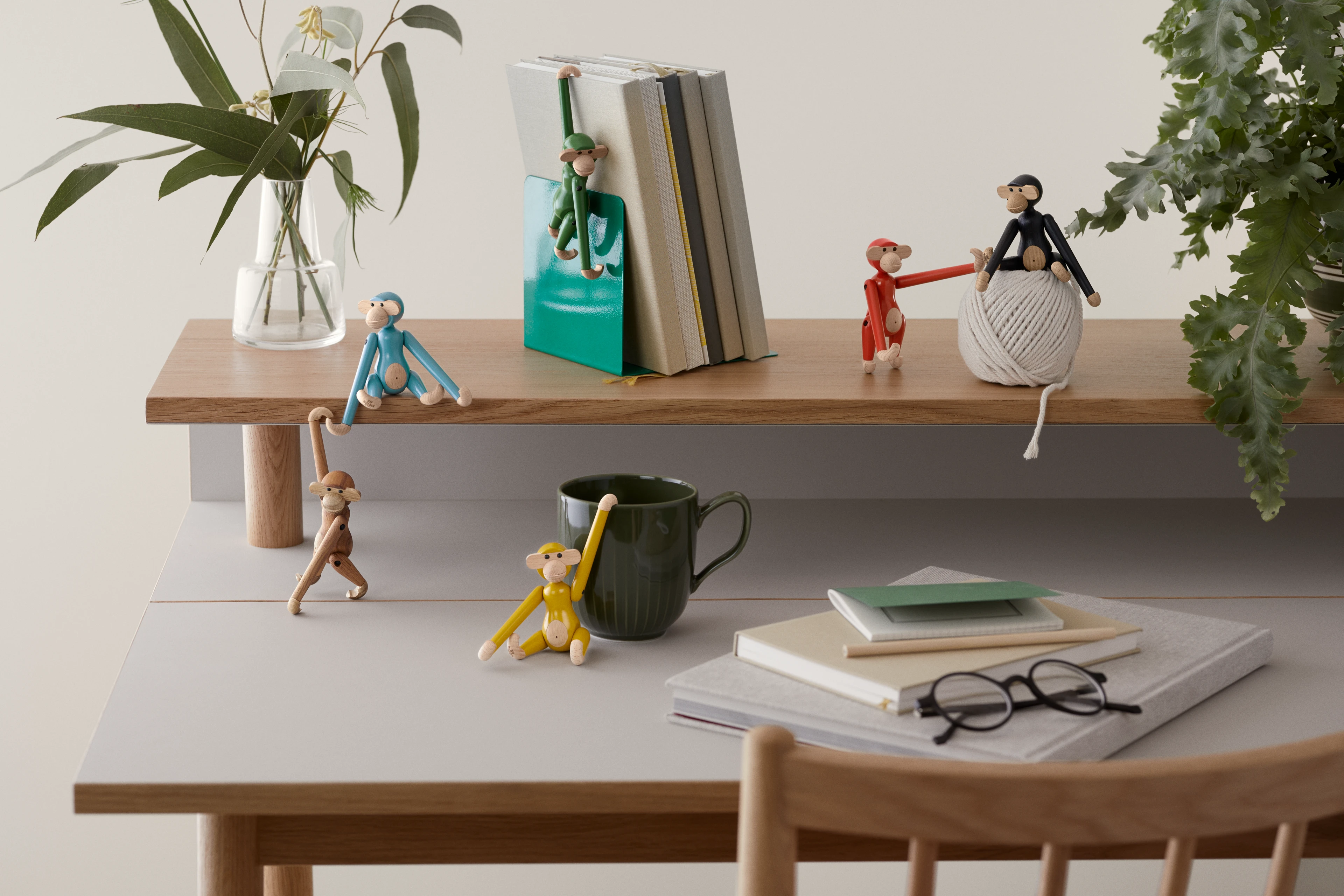 Monkey mini from Kay Bojesen in Dark stained oak color, made of Wood