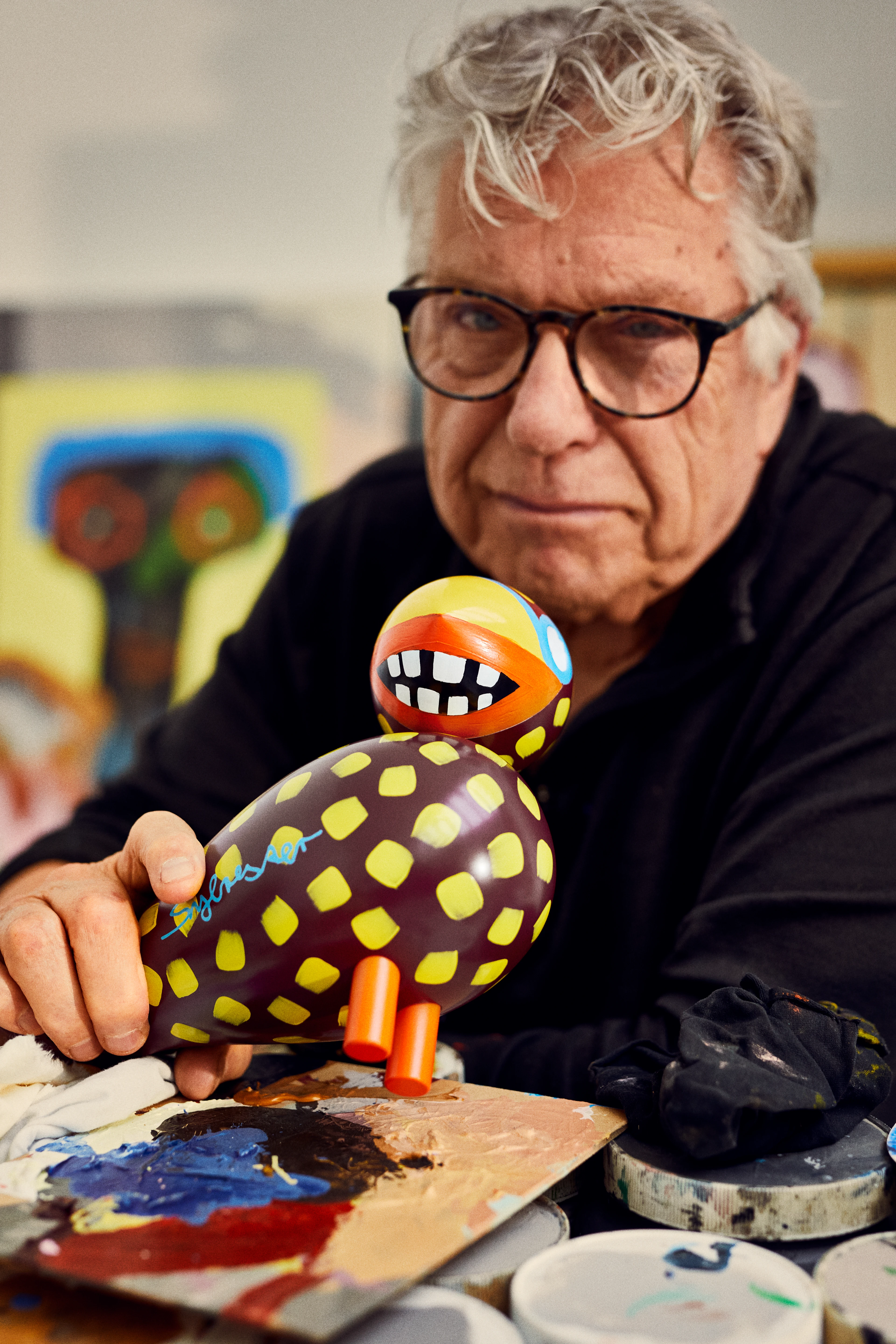 x Leif Sylvester Sangfugl 2025 H20 cm fra Kay Bojesen i fargen Laughing bird, laget av Tre