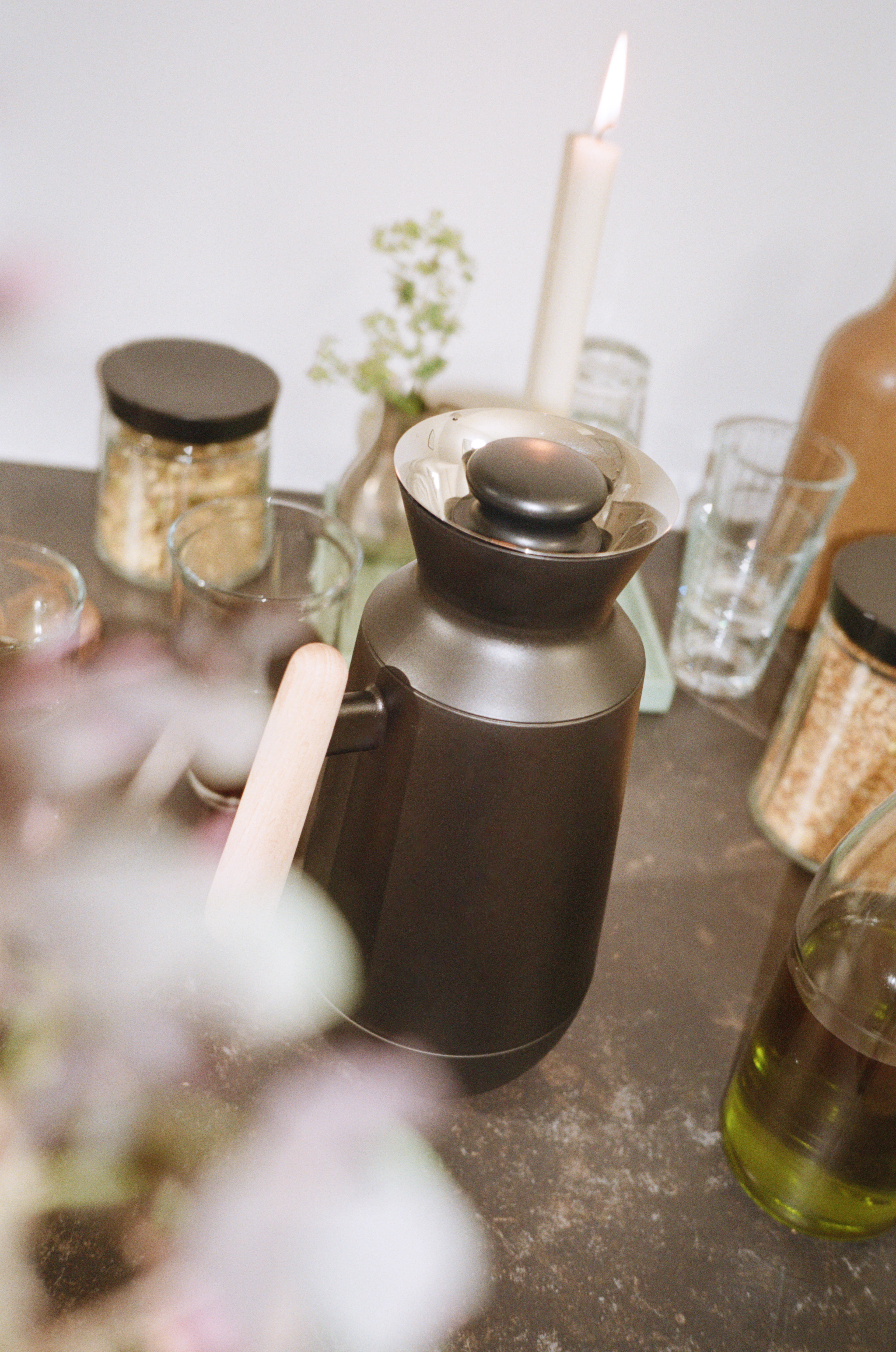 DayBreak thermos jug tall 1,0 l from Rosendahl in Black color, made of Plastic