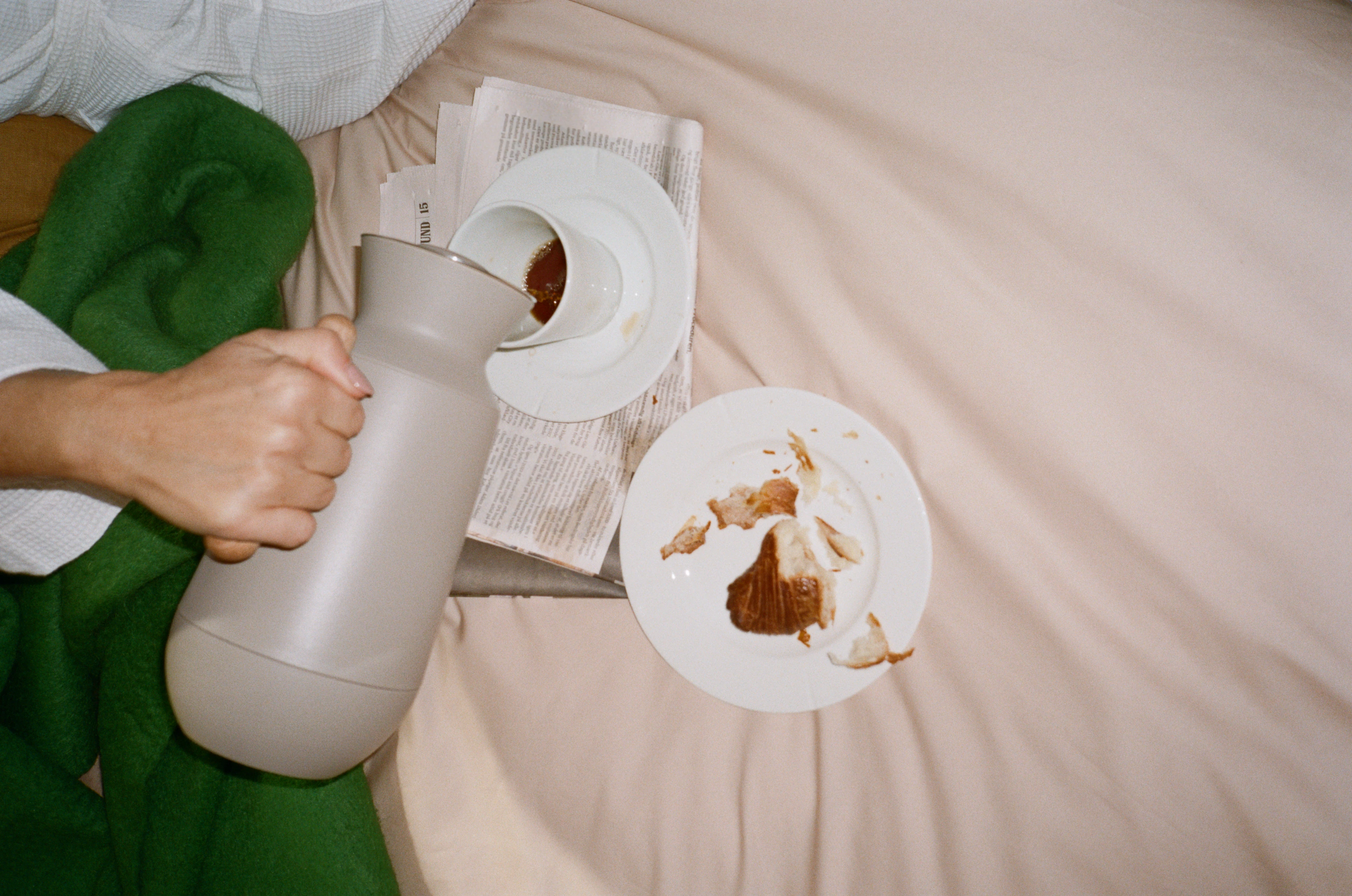 DayBreak Termokanne høy 1,0 l fra Rosendahl i fargen Sand, laget av Plast