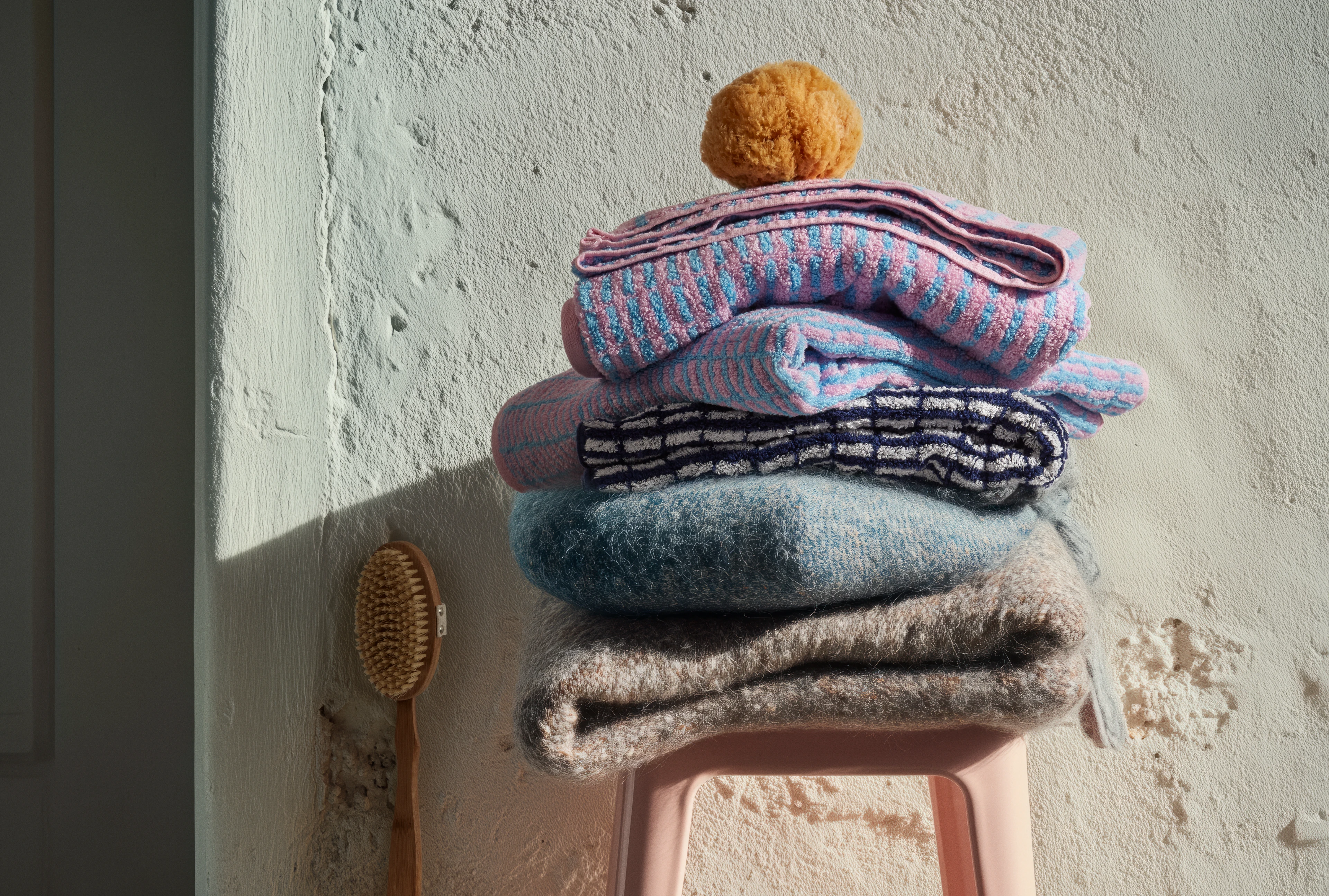 Towel 50x100 cm from JUNA in Light blue/Rose color, made of Cotton blend