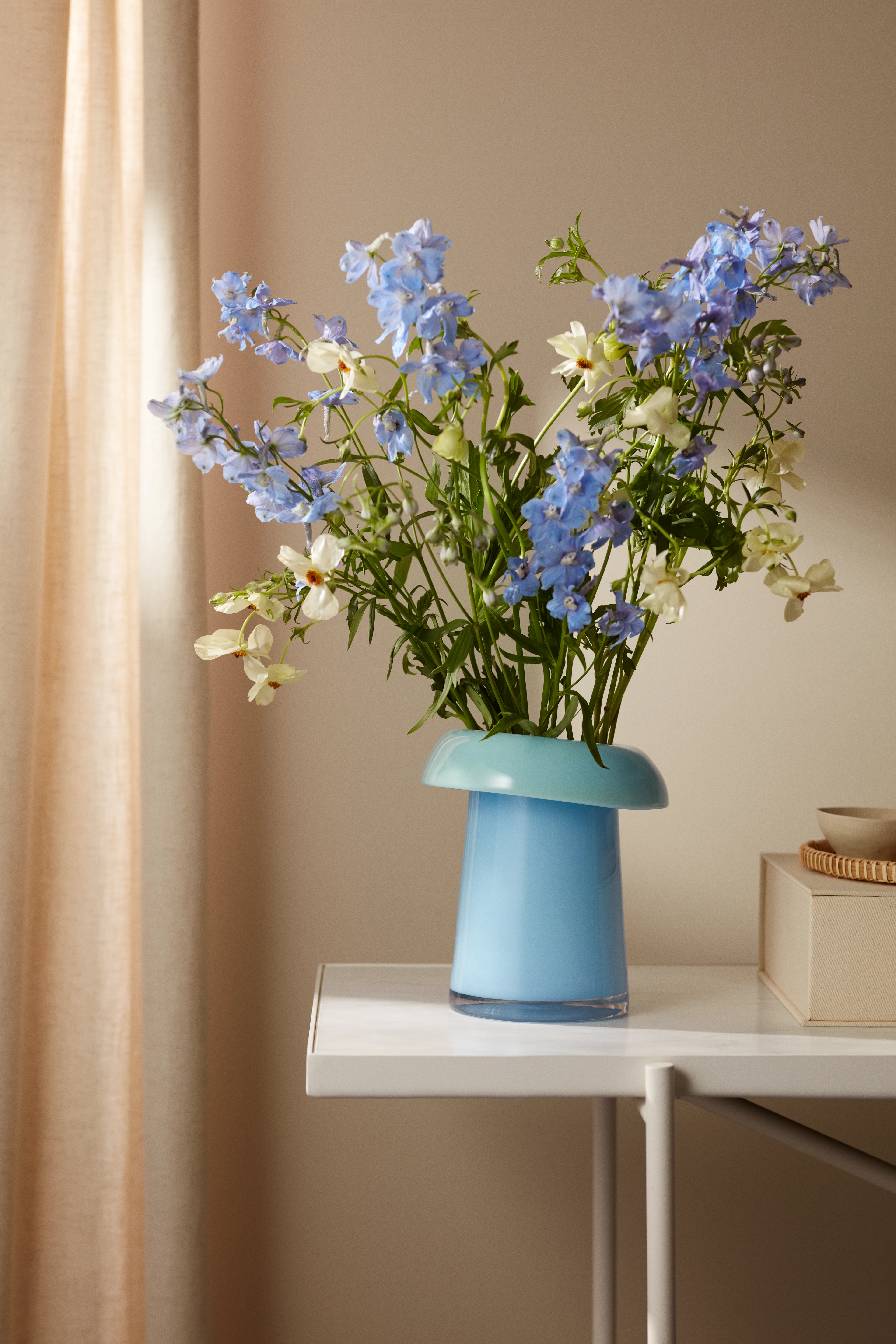 Holmegaard Vase, H 22,5 cm, in Hellblau/Türkis Soma