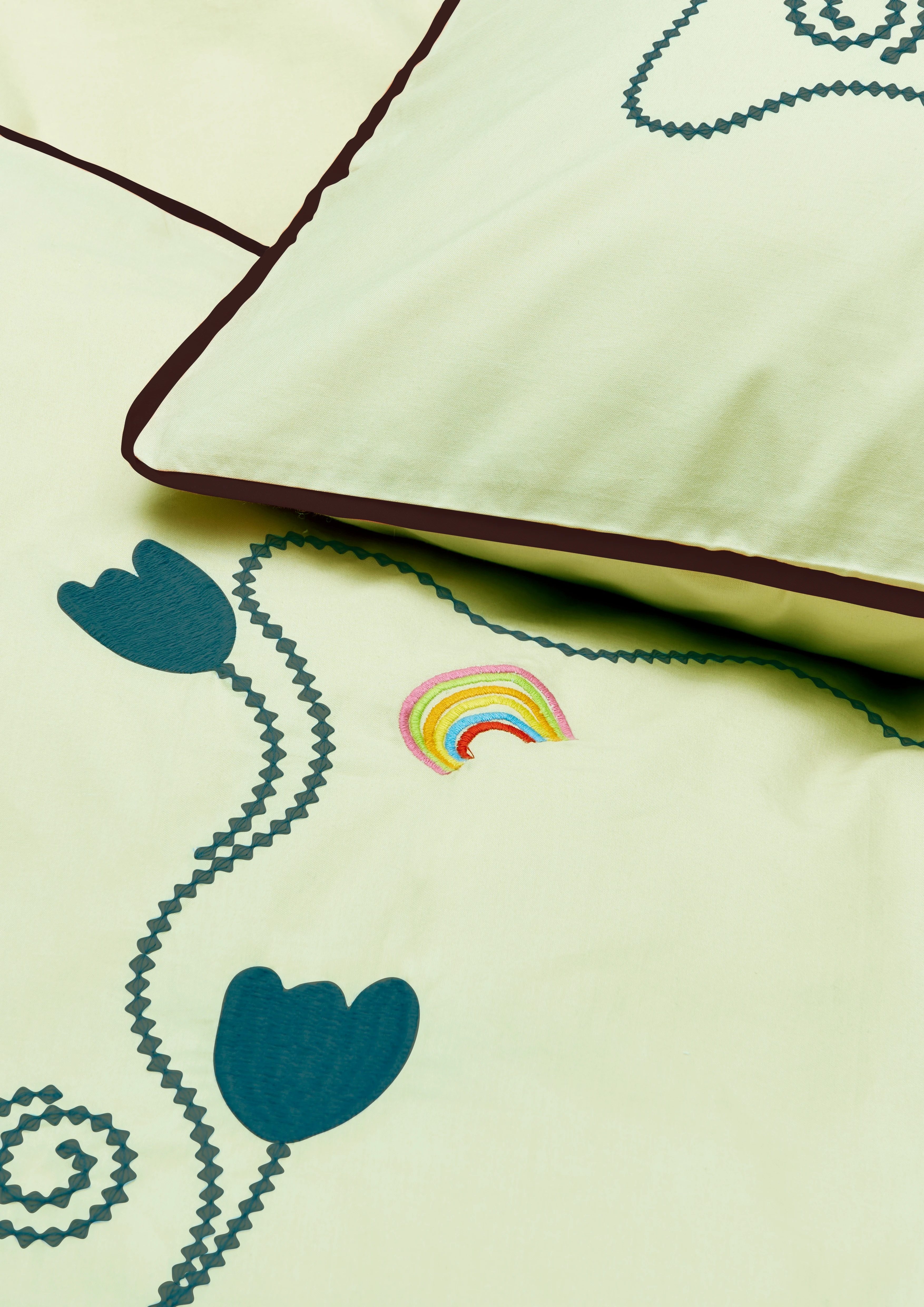 Bed linen 140x220 cm from JUNA in Light green color, made of Cotton