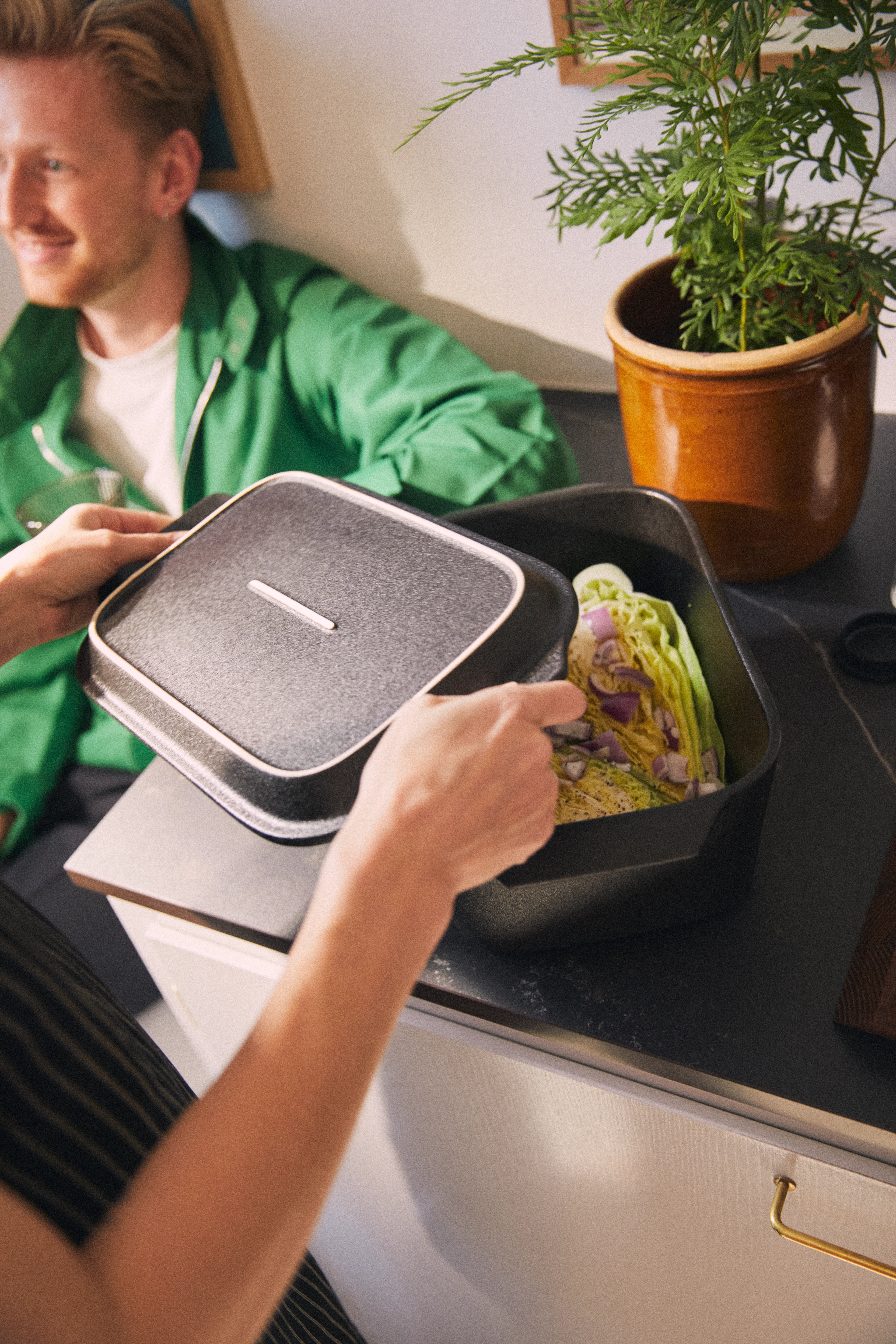 Bake´n Roast Dutch oven 5,0 l from Rosendahl in Grey color, made of Ceramics