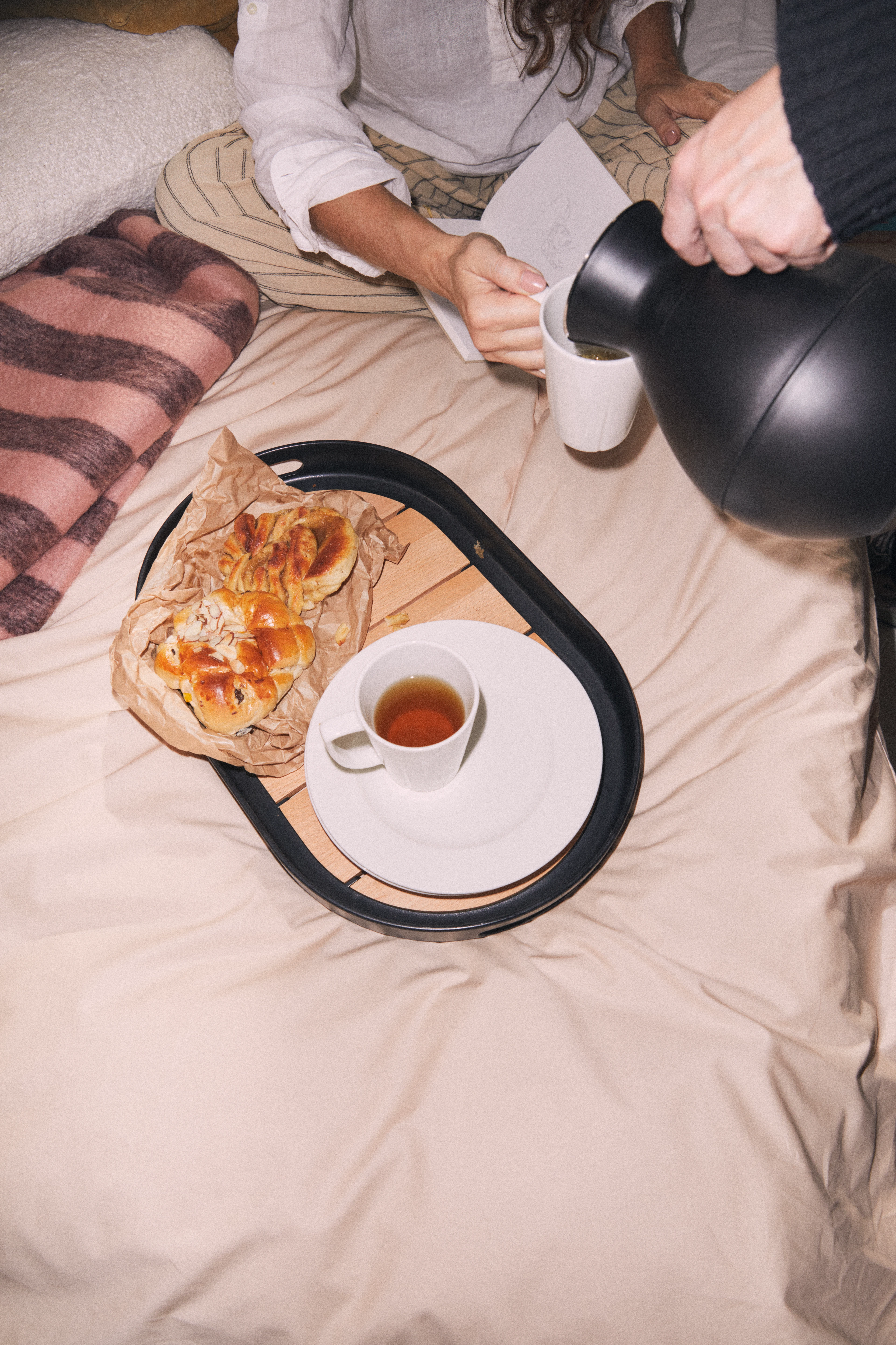 Stay warm Termokanne rund 1,0 l fra Rosendahl i fargen Sort, laget av Plast