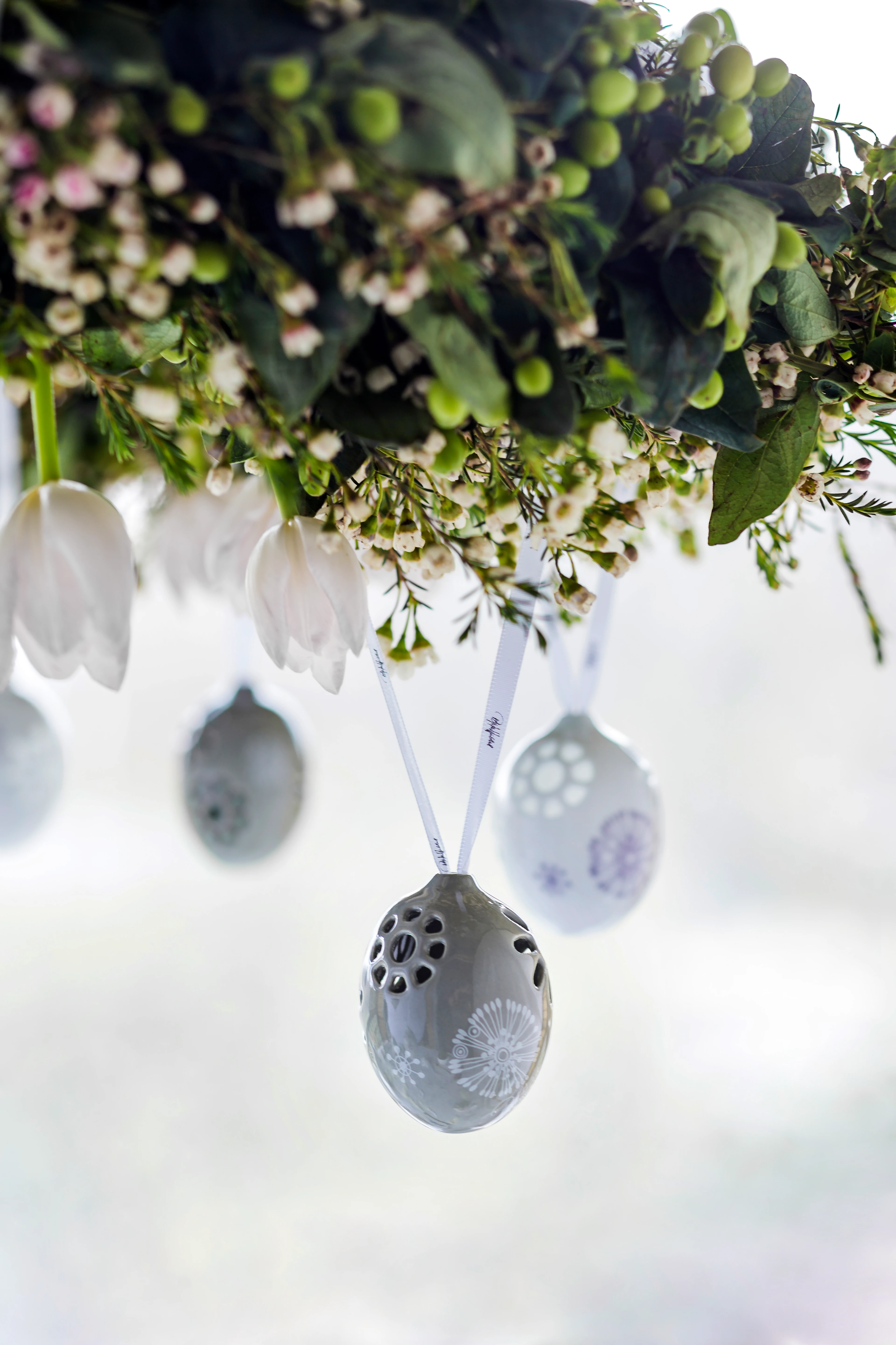 Hanger H6.6 cm 2 pcs. from Rosendahl in White color, made of Ceramics