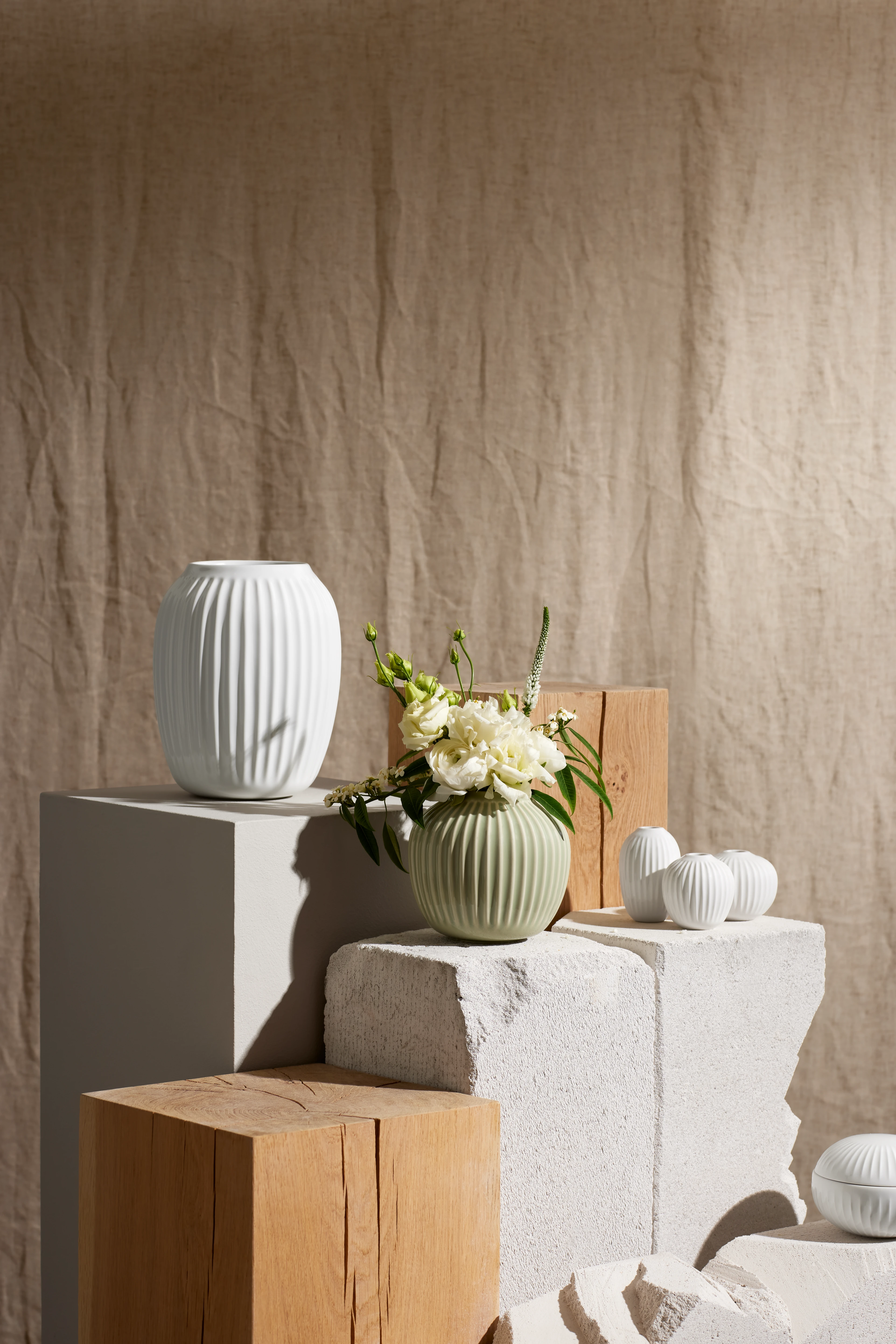 Vase H13 cm from Kähler in Dusty green color, made of Ceramics