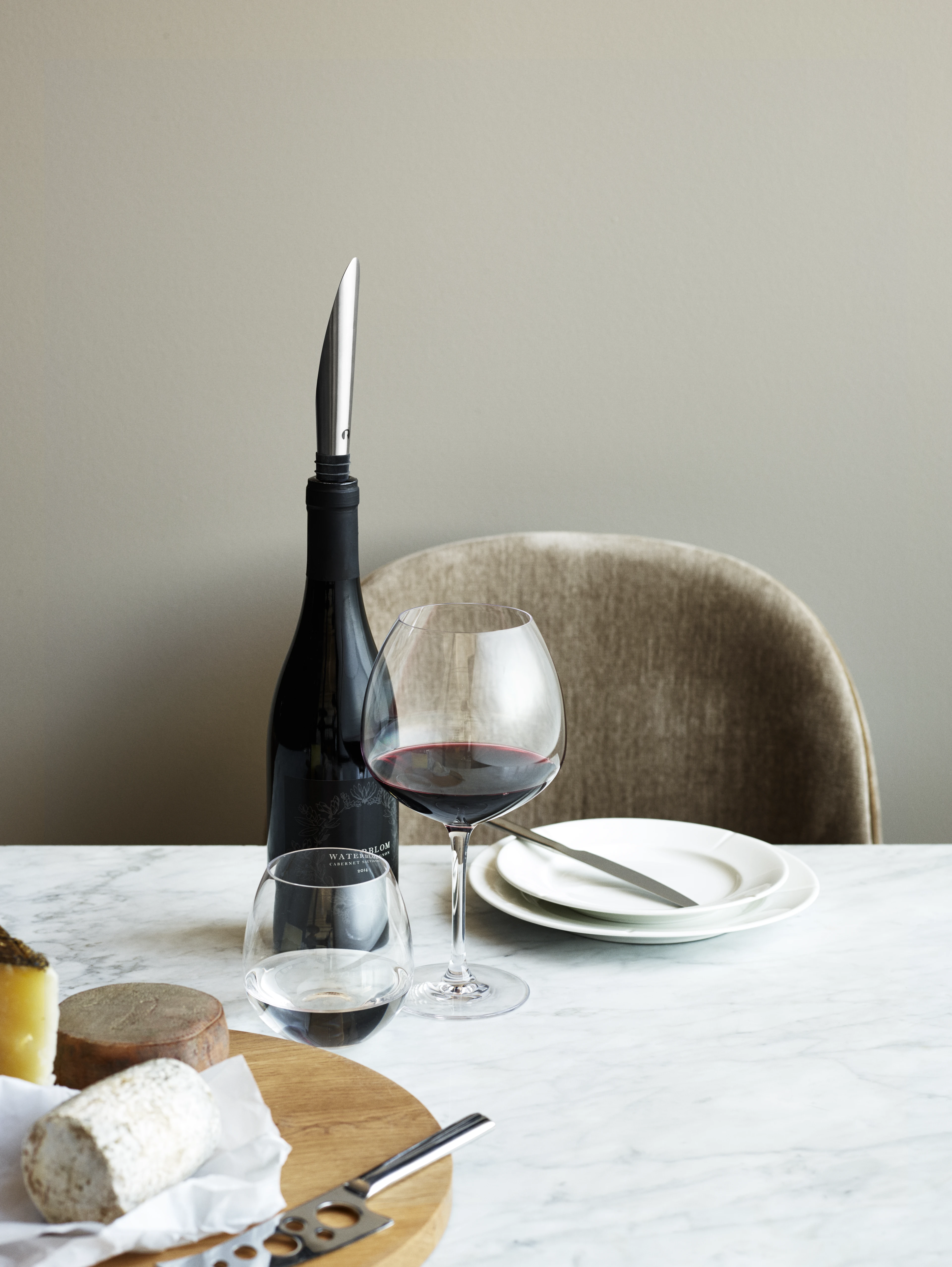 Serverings- luftnings- och dekanteringspropp från Rosendahl i färgen Svart/Stål, tillverkad av Metall