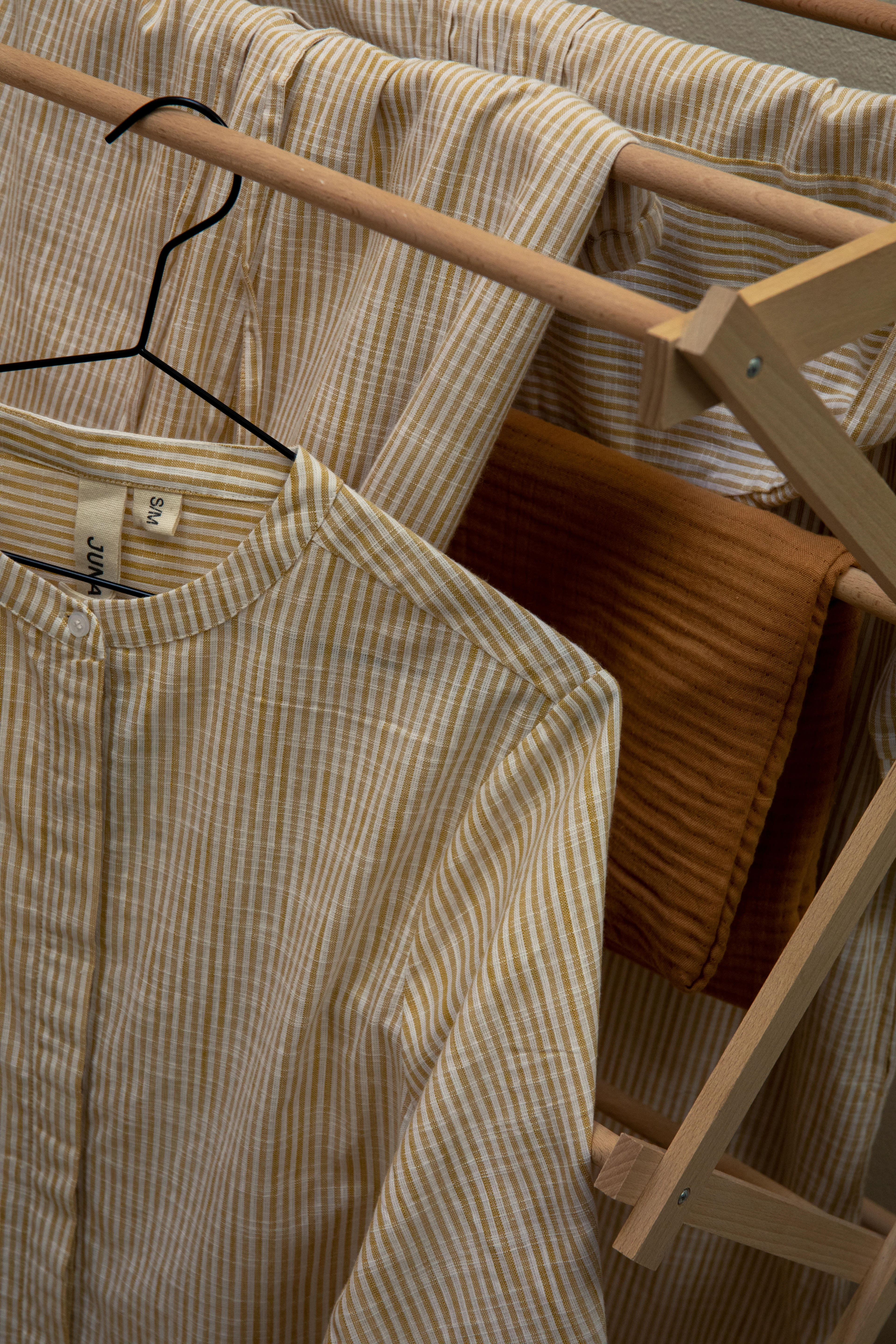 Ida shirt XS from JUNA in Ochre/White color, made of Cotton