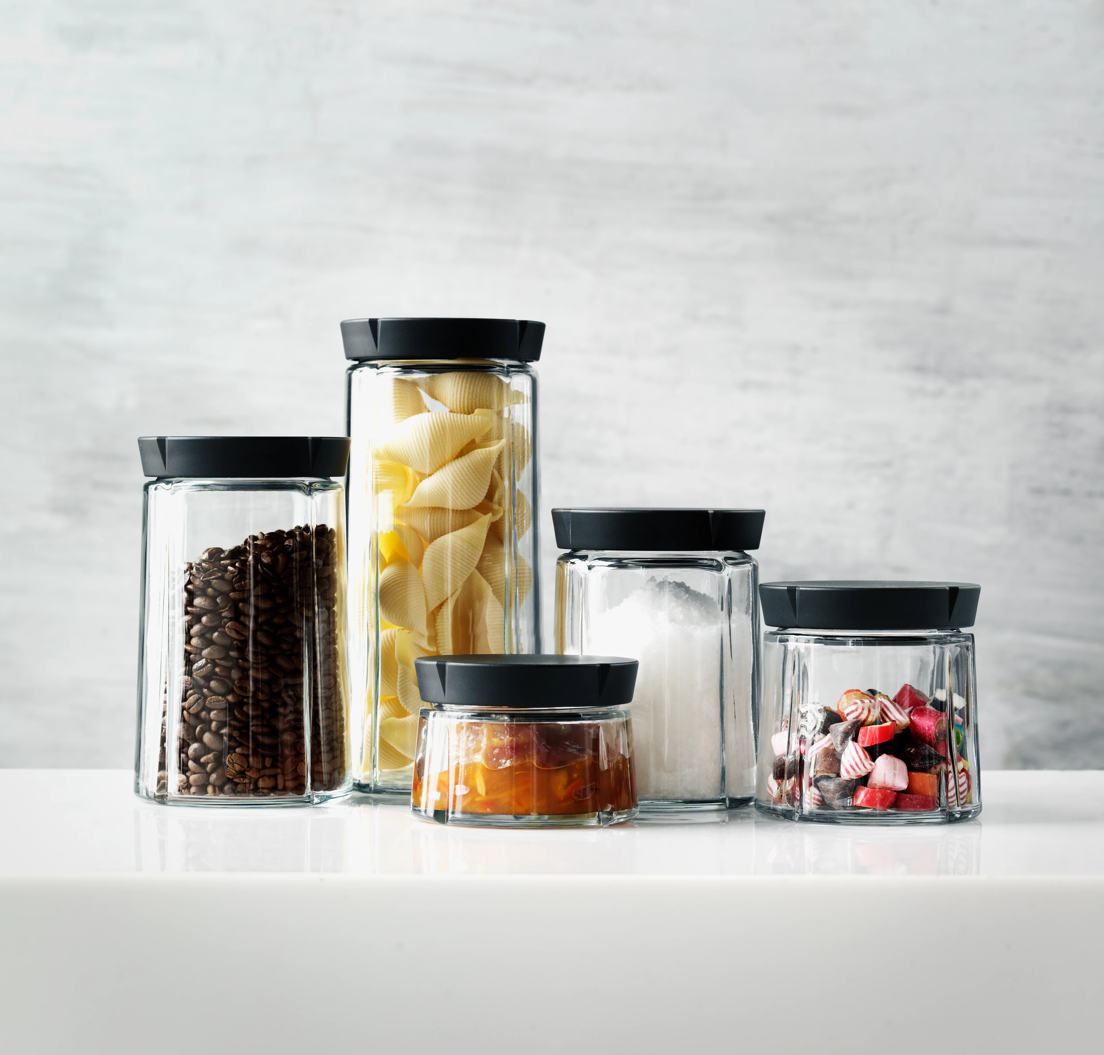 Storage jar 1,0 l from Rosendahl in Black color, made of Glass