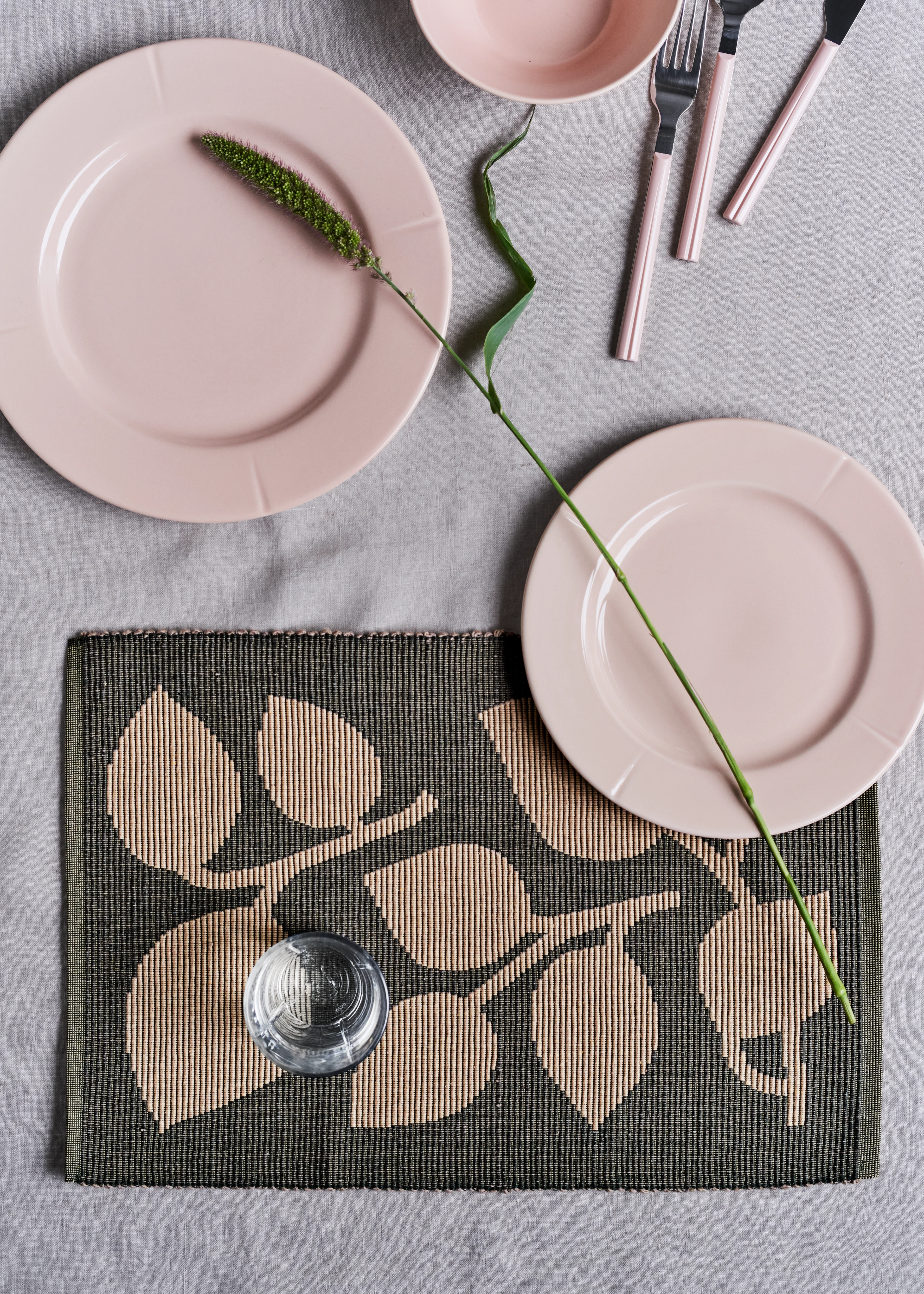 Outdoor Natura Tischset 43x30 cm von Rosendahl in der Farbe Grün/Beige, hergestellt aus Baumwollmischung