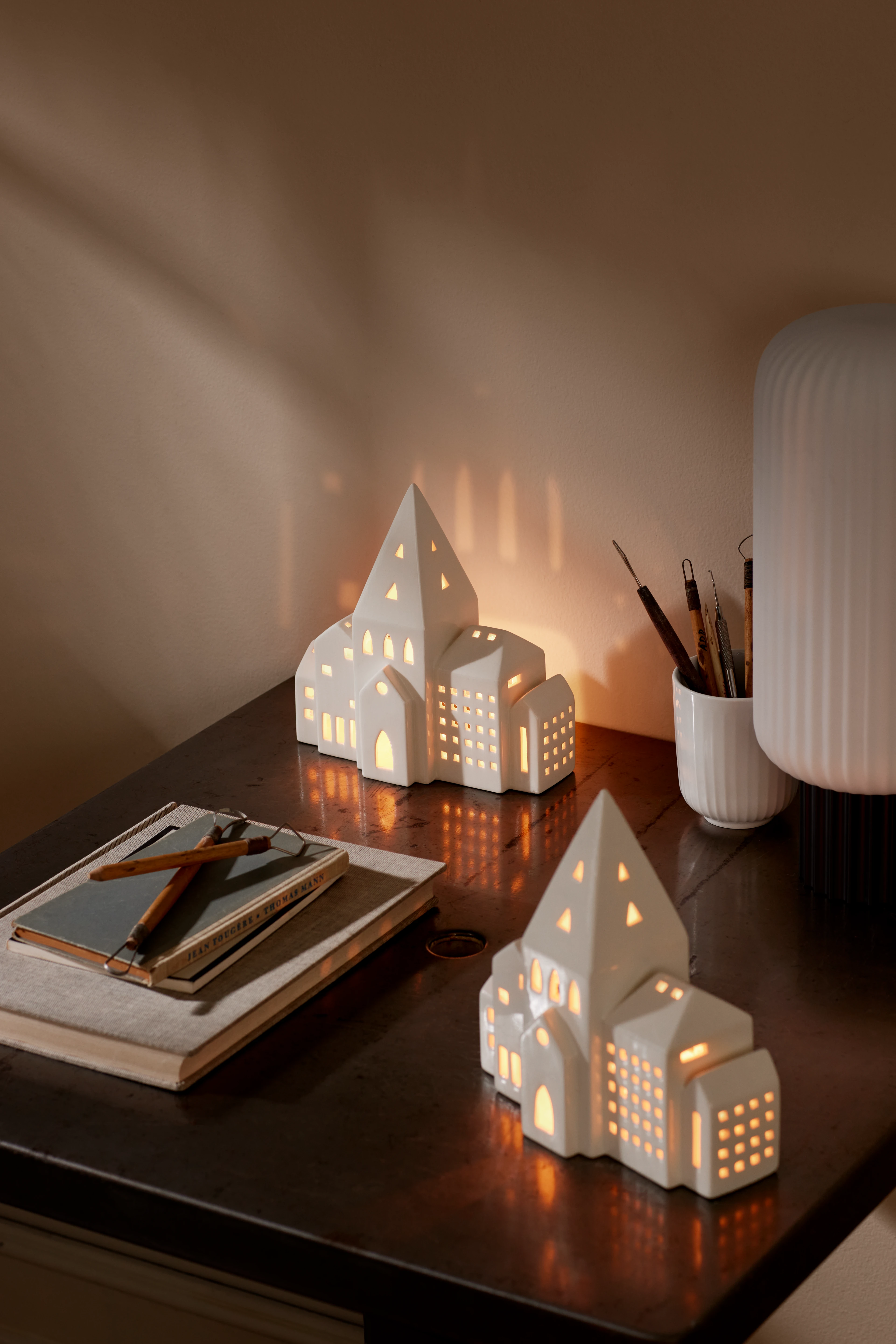 Lighthouse City H21 from Kähler in White color, made of Ceramics