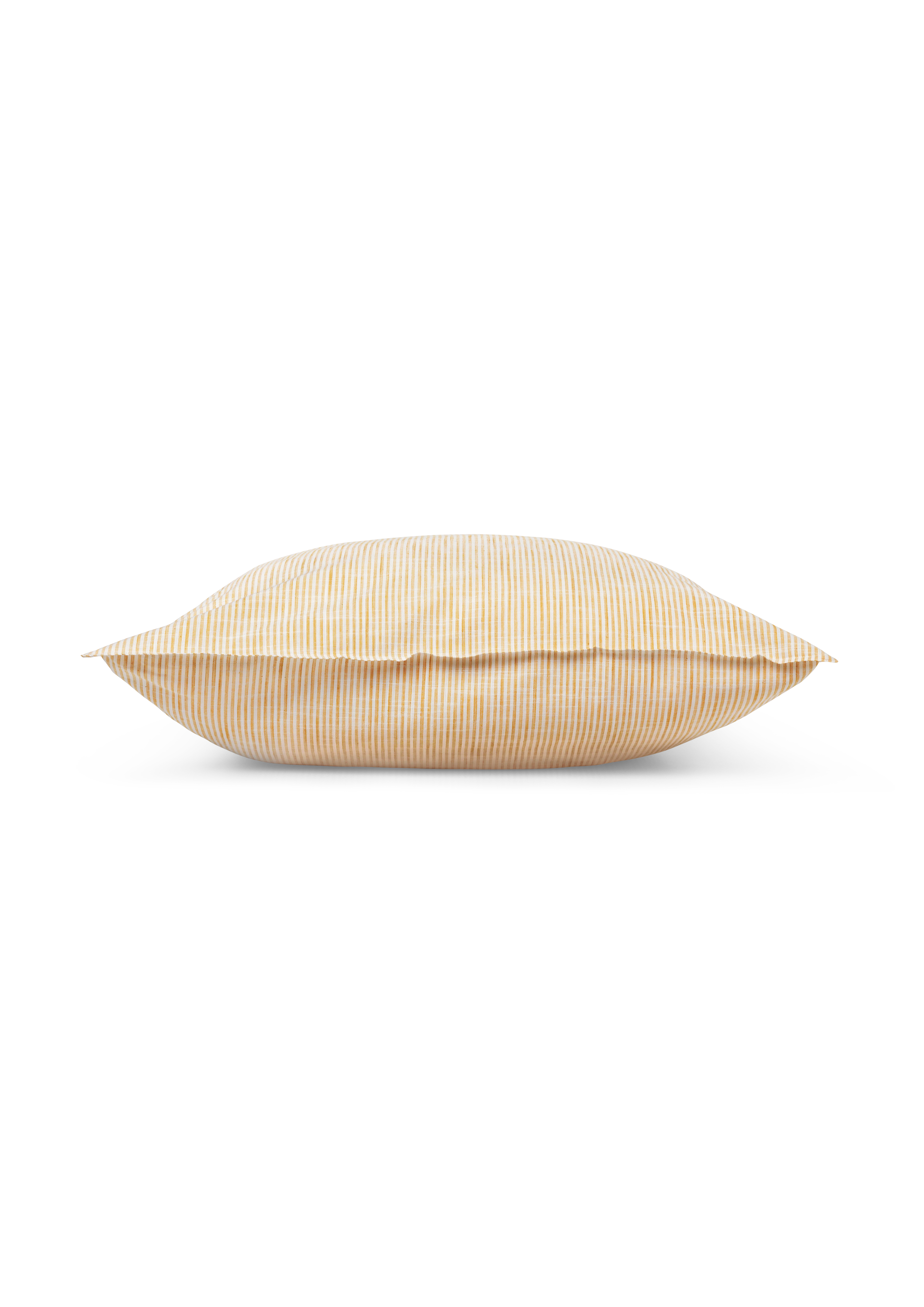 Pudebetræk 63x60 cm fra JUNA i farven Okker/Hvid, lavet af Bomuld