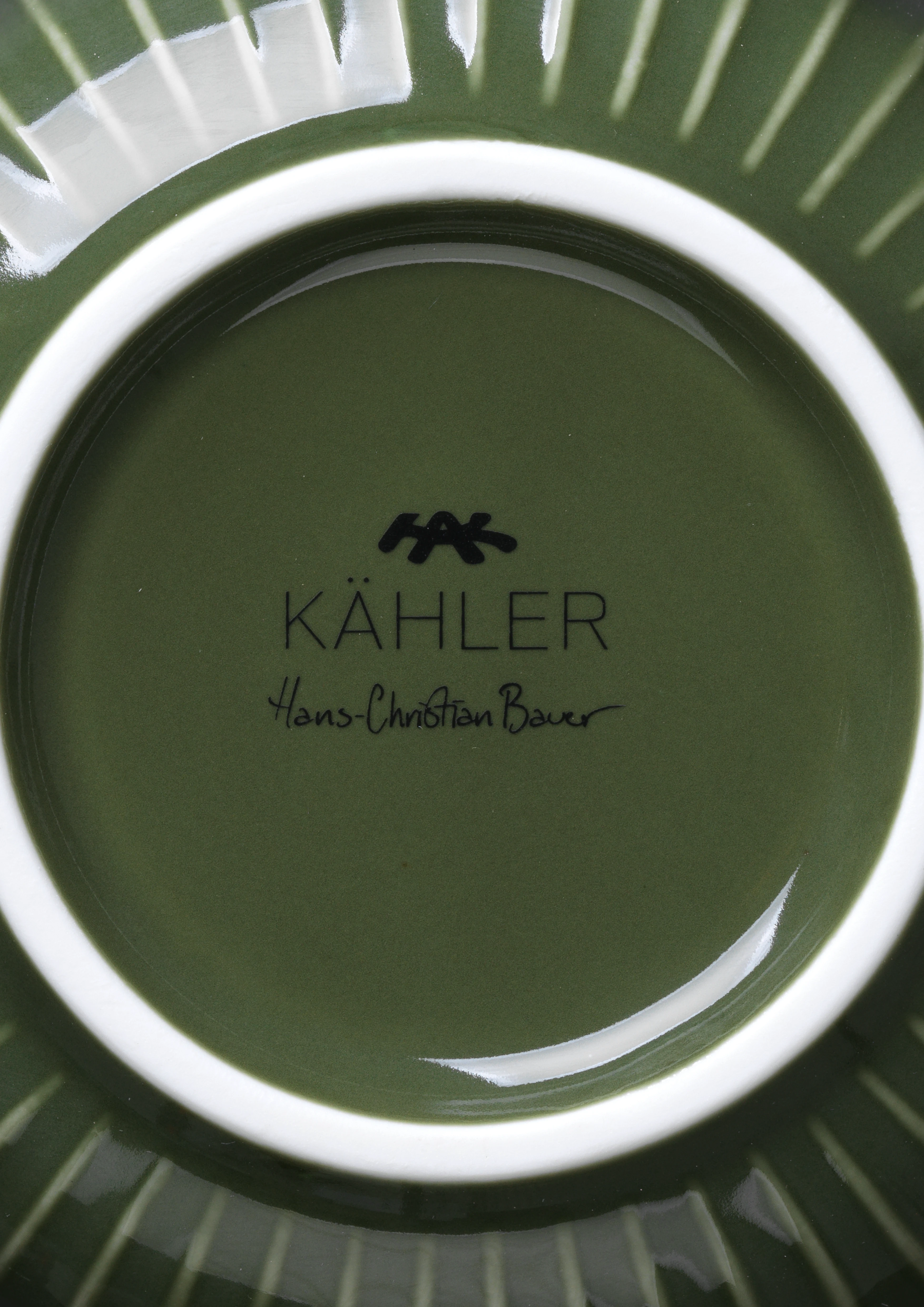 Schale Ø12 cm von Kähler in der Farbe Dunkelgrün, hergestellt aus Keramik