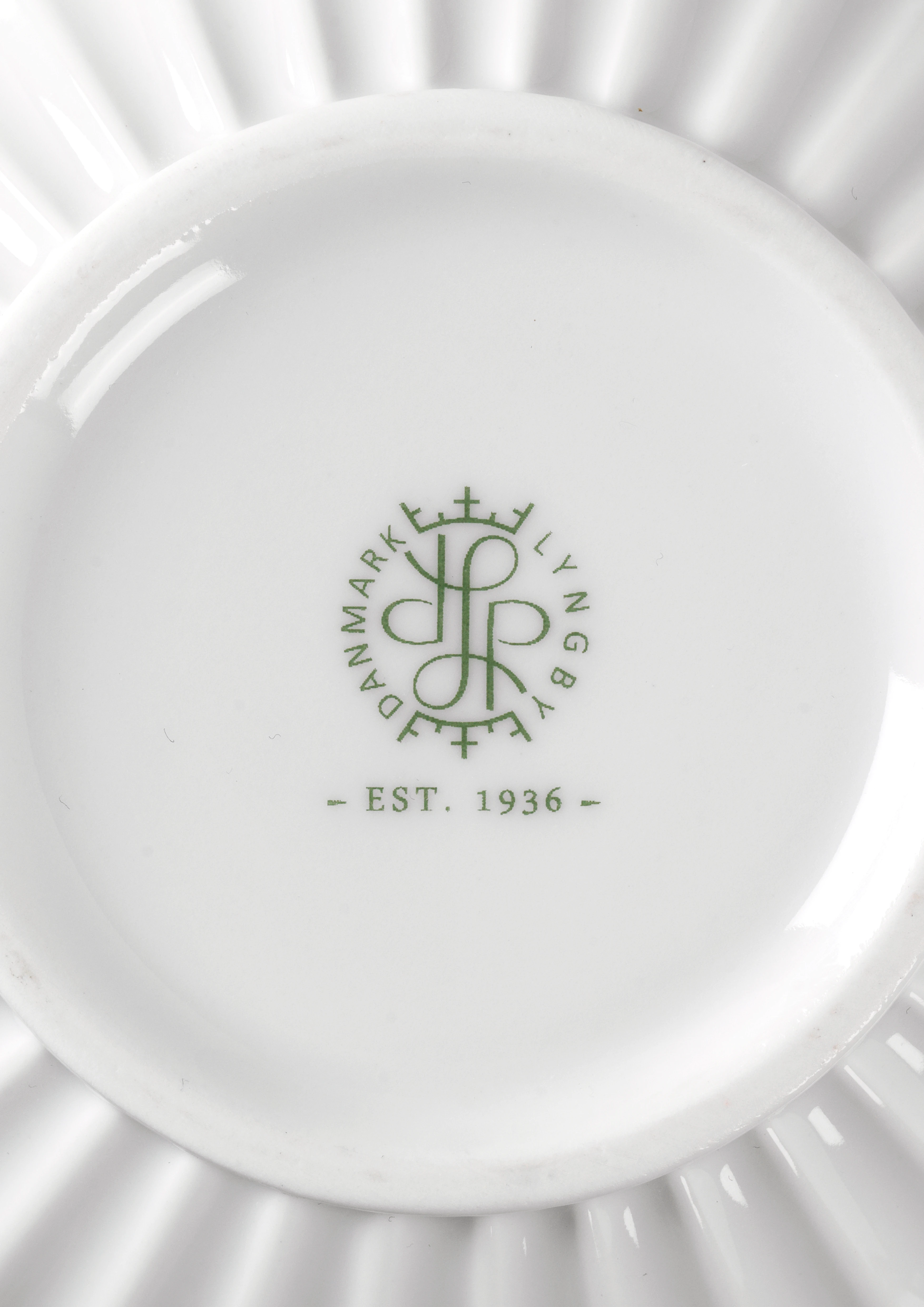 Vase H18 cm from Lyngby Porcelæn in White color, made of Ceramics