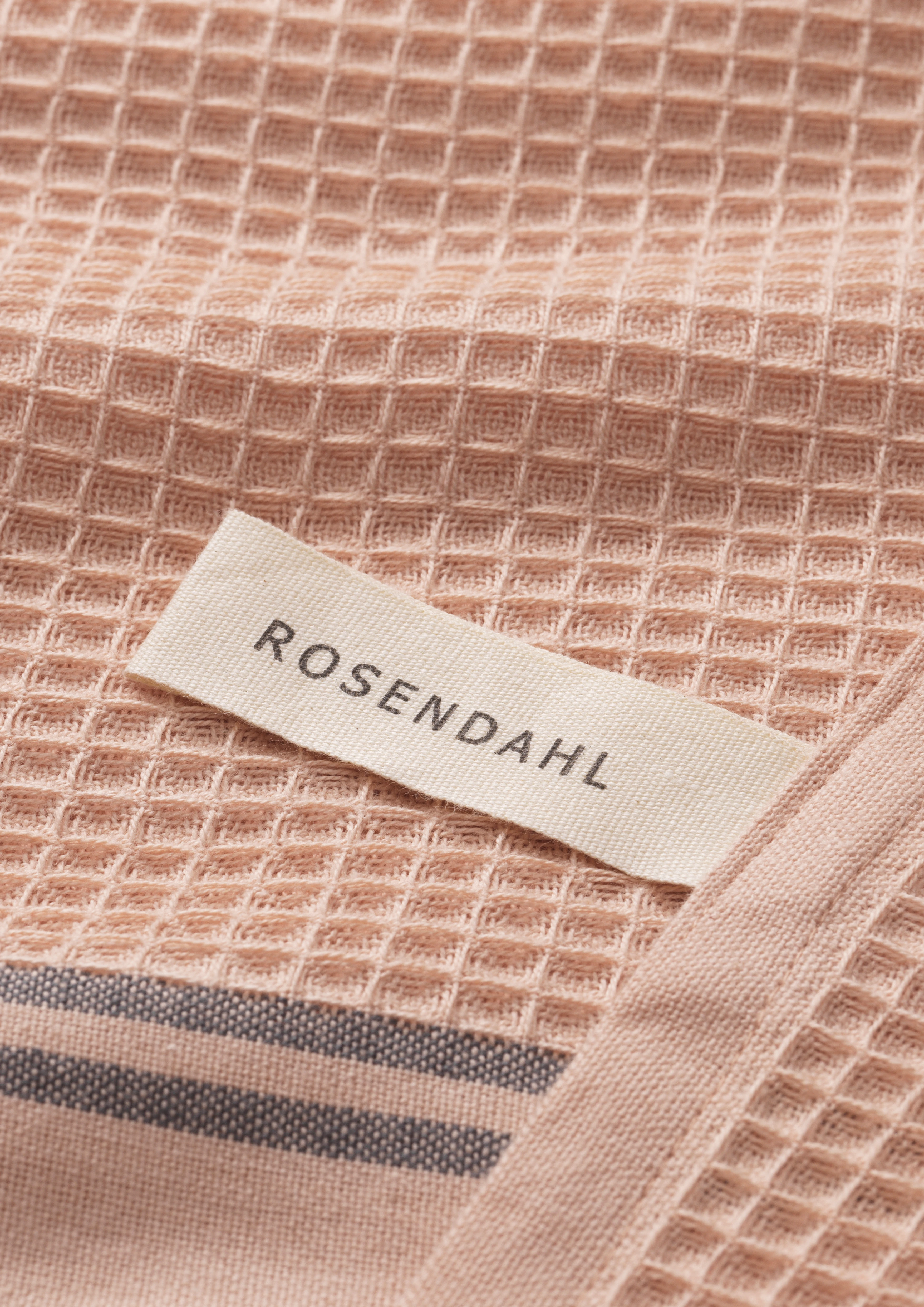 Alpha Teatowel 50x70 cm from Rosendahl in Blush color, made of Cotton