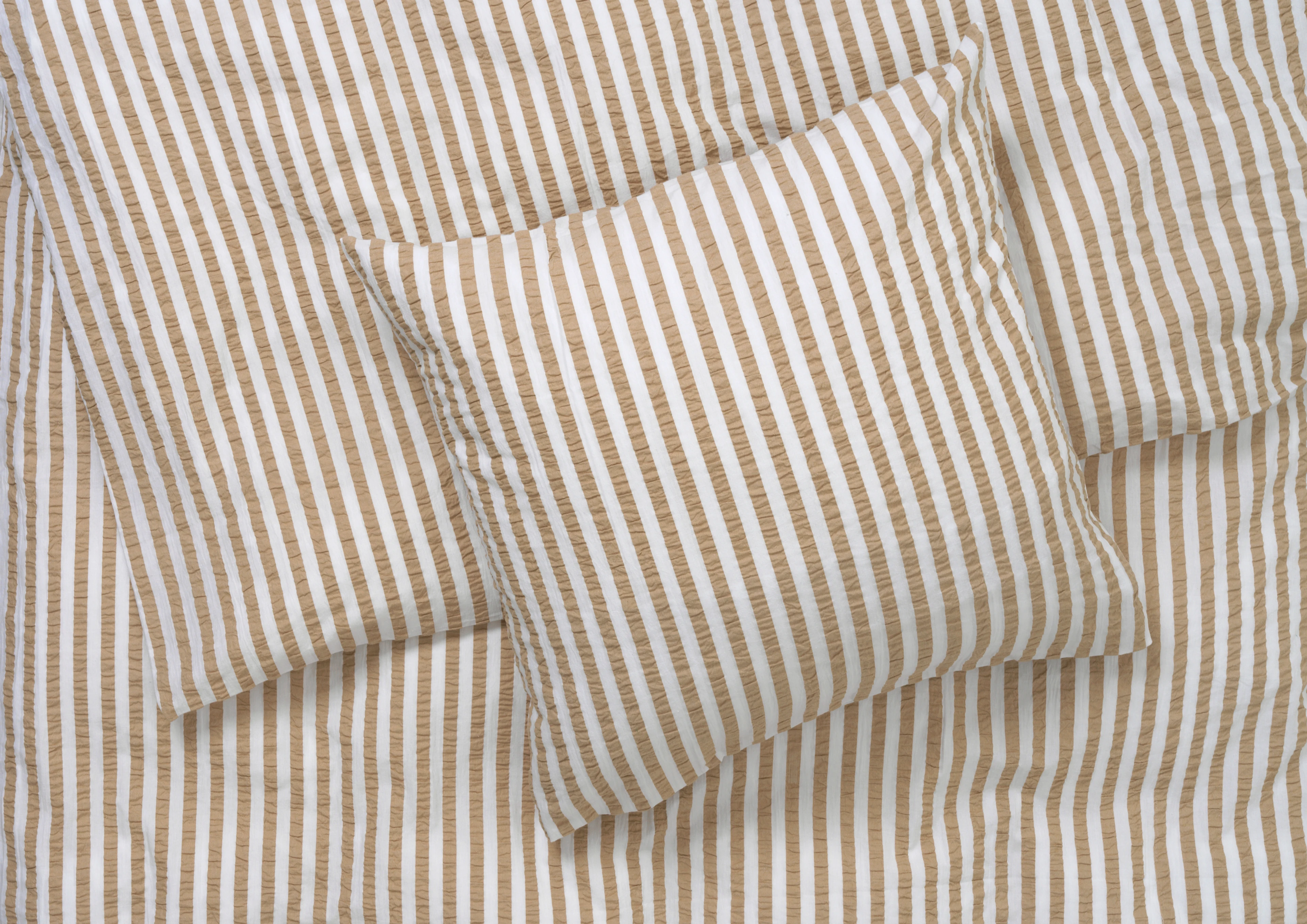 Bed linen 200x220 cm from JUNA in Sand/White color, made of Cotton