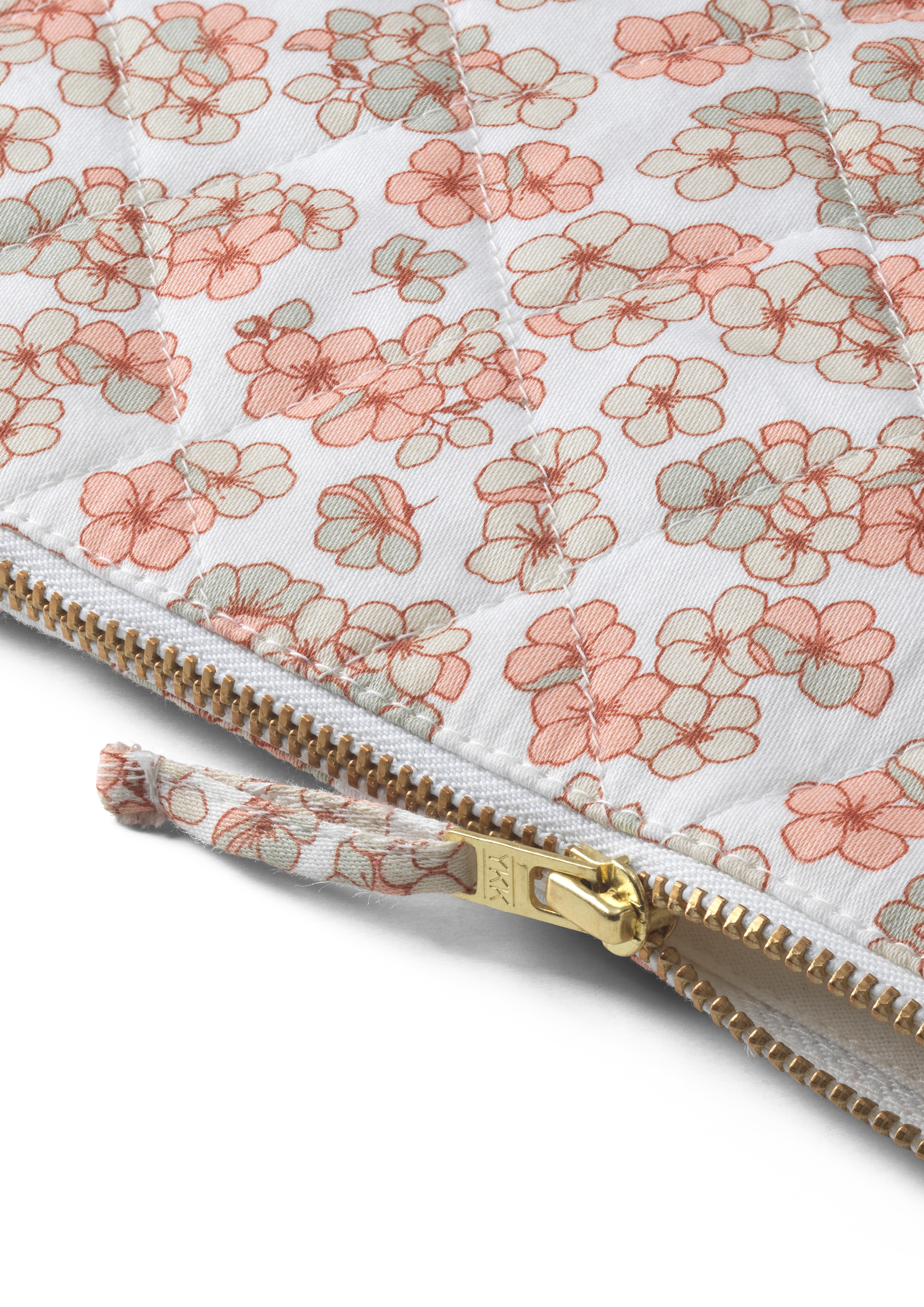 Paula multi-functional sleeve 28x22 cm von JUNA in der Farbe Weiss/Rosa, hergestellt aus Baumwolle