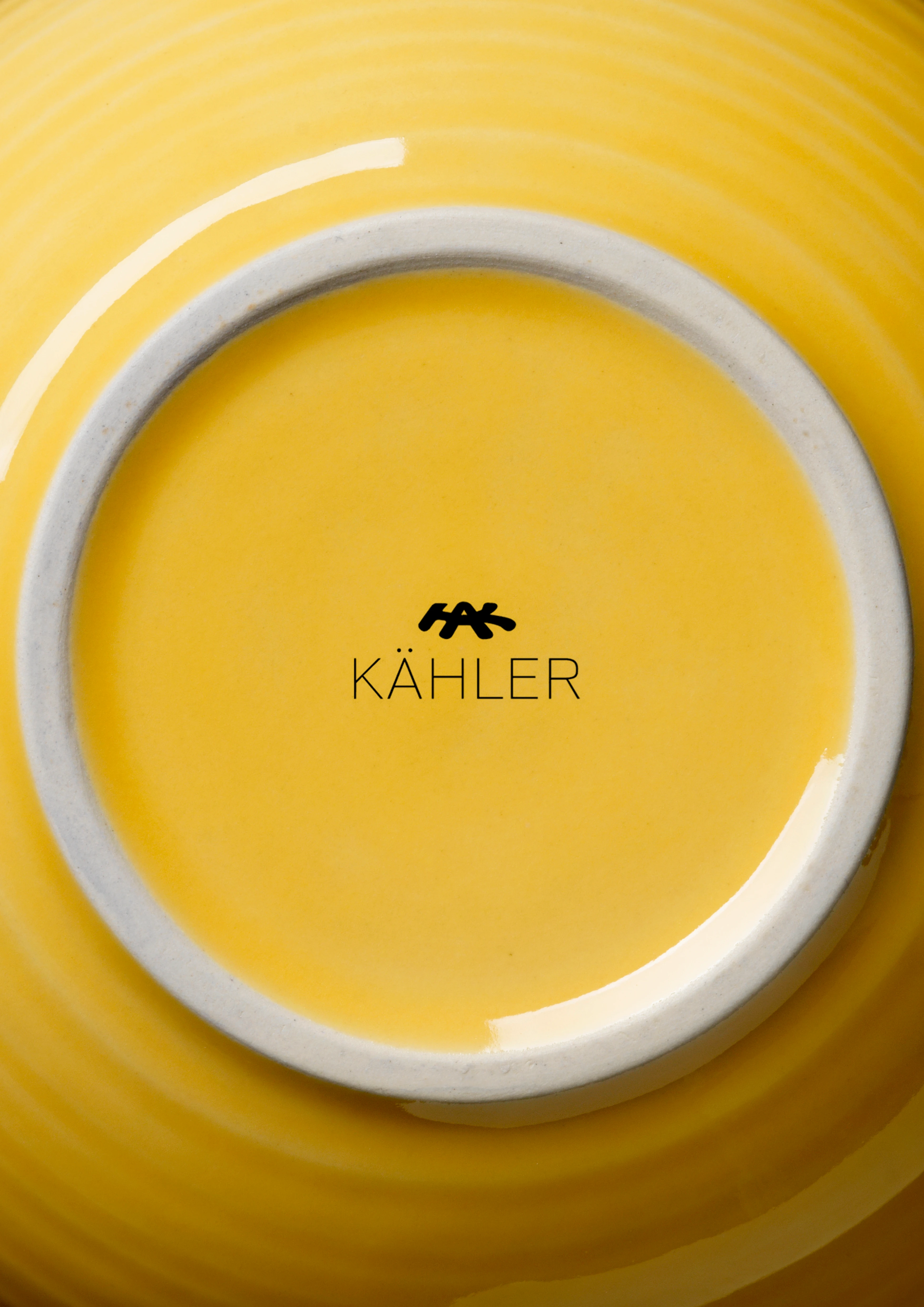 Skål Ø15 cm fra Kähler i fargen Saffron yellow, laget av Keramikk