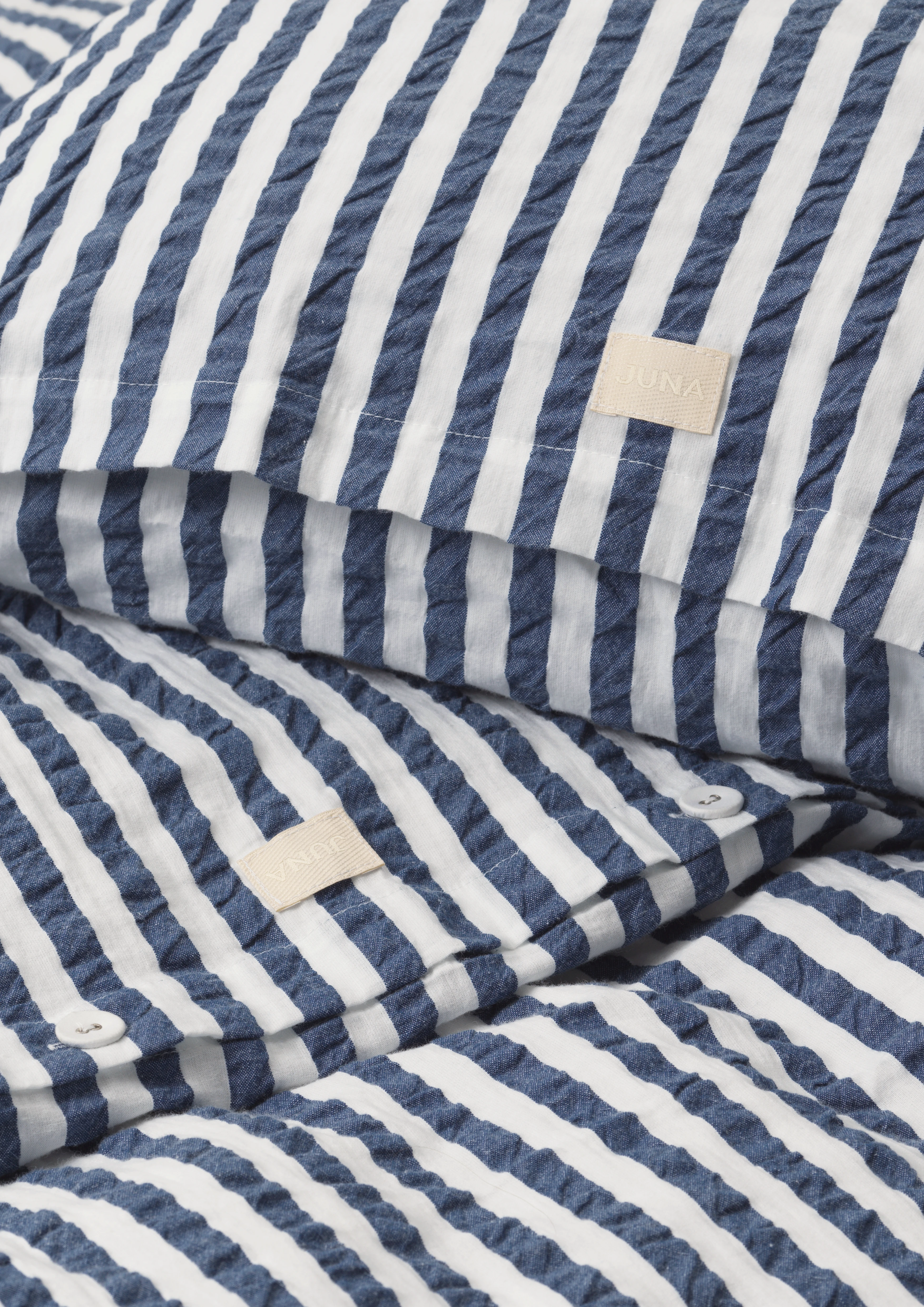 Bed linen 220x220 cm from JUNA in Dark blue/White color, made of Cotton