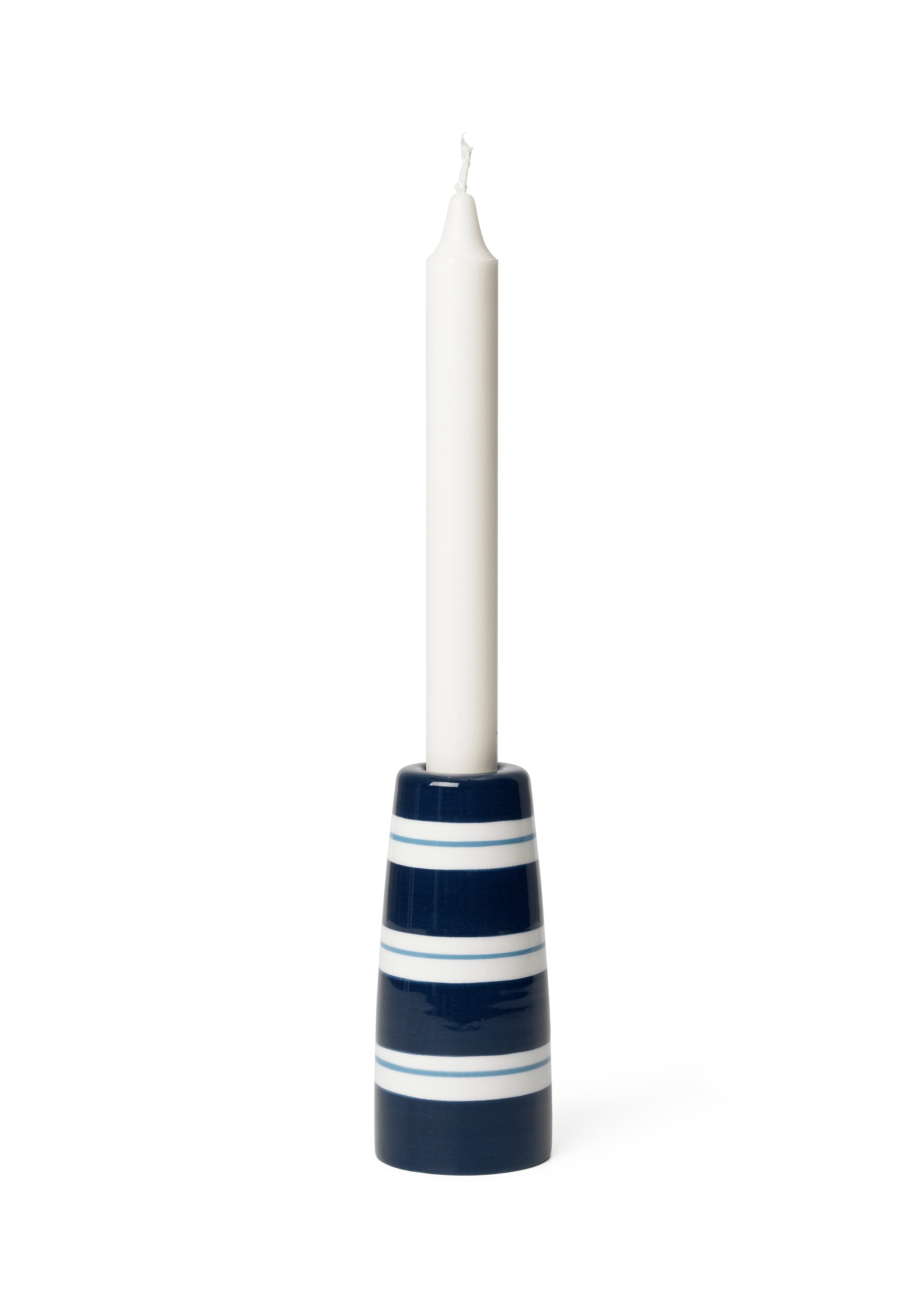 Kerzenständer H12 cm von Kähler in der Farbe Dunkelblau, hergestellt aus Keramik