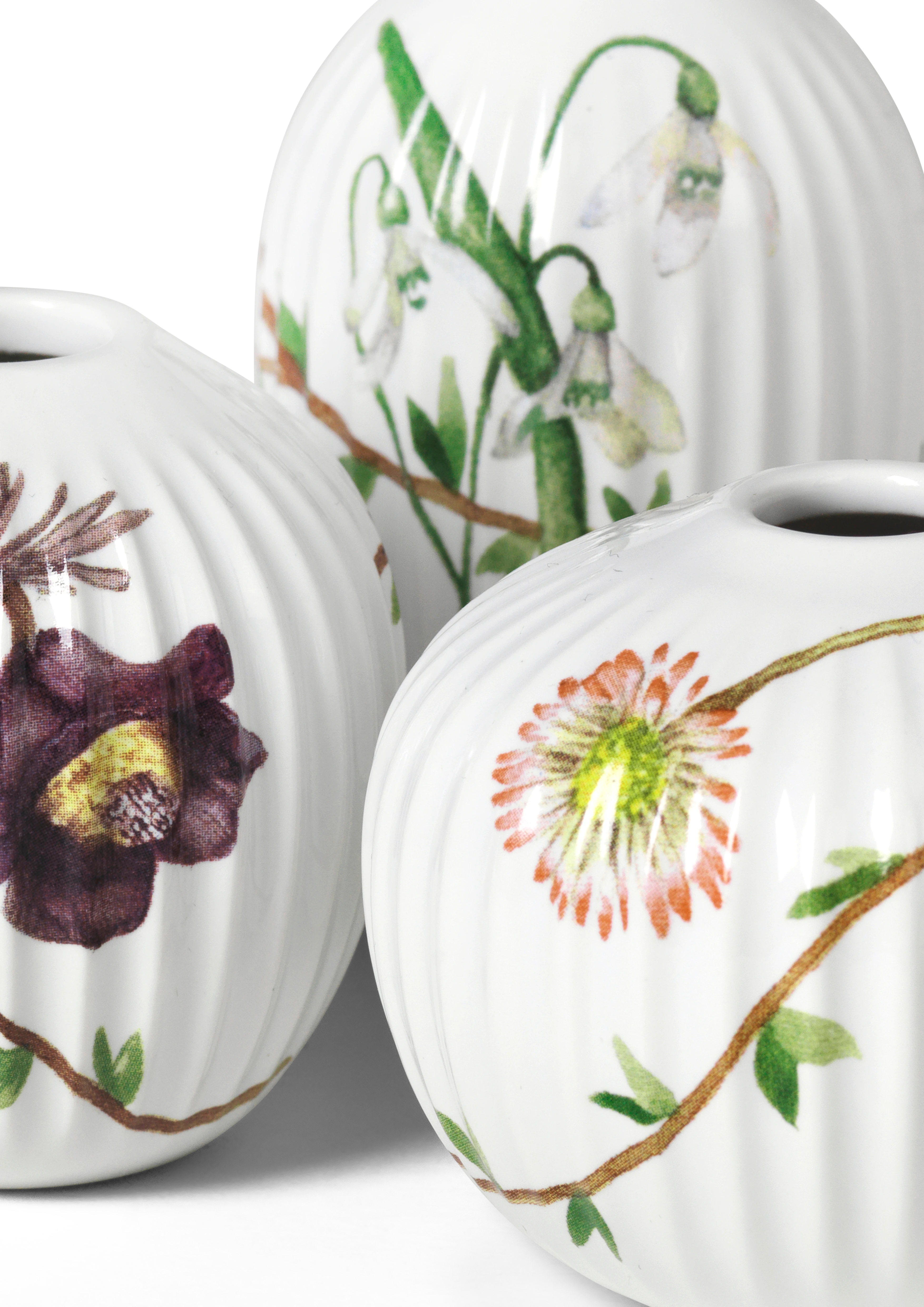 Vase miniature 3 stk. fra Kähler i farven Hvid m. deko, lavet af Keramik