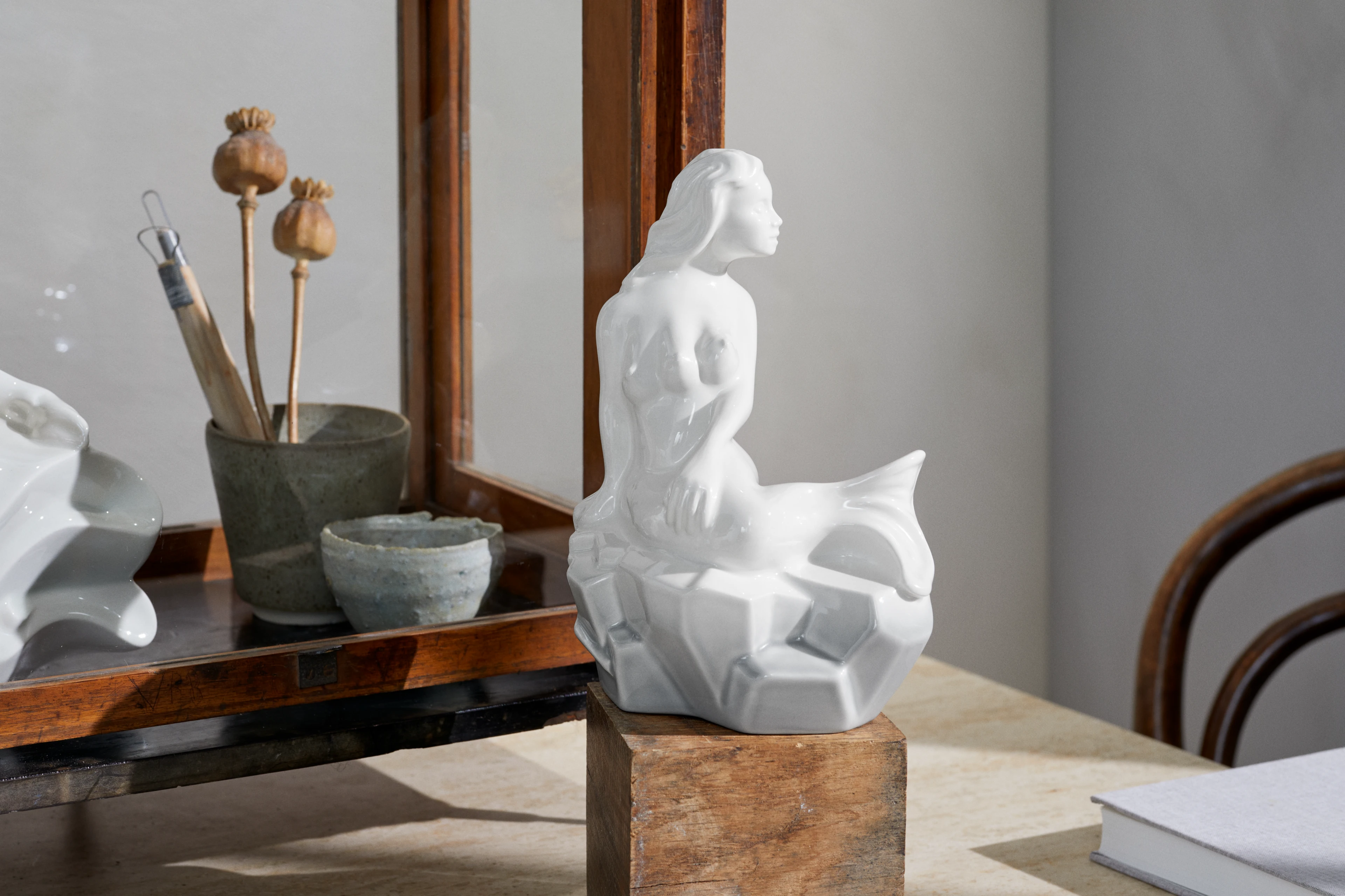 The Ambitious from Kähler  in Grey color, made of Ceramics