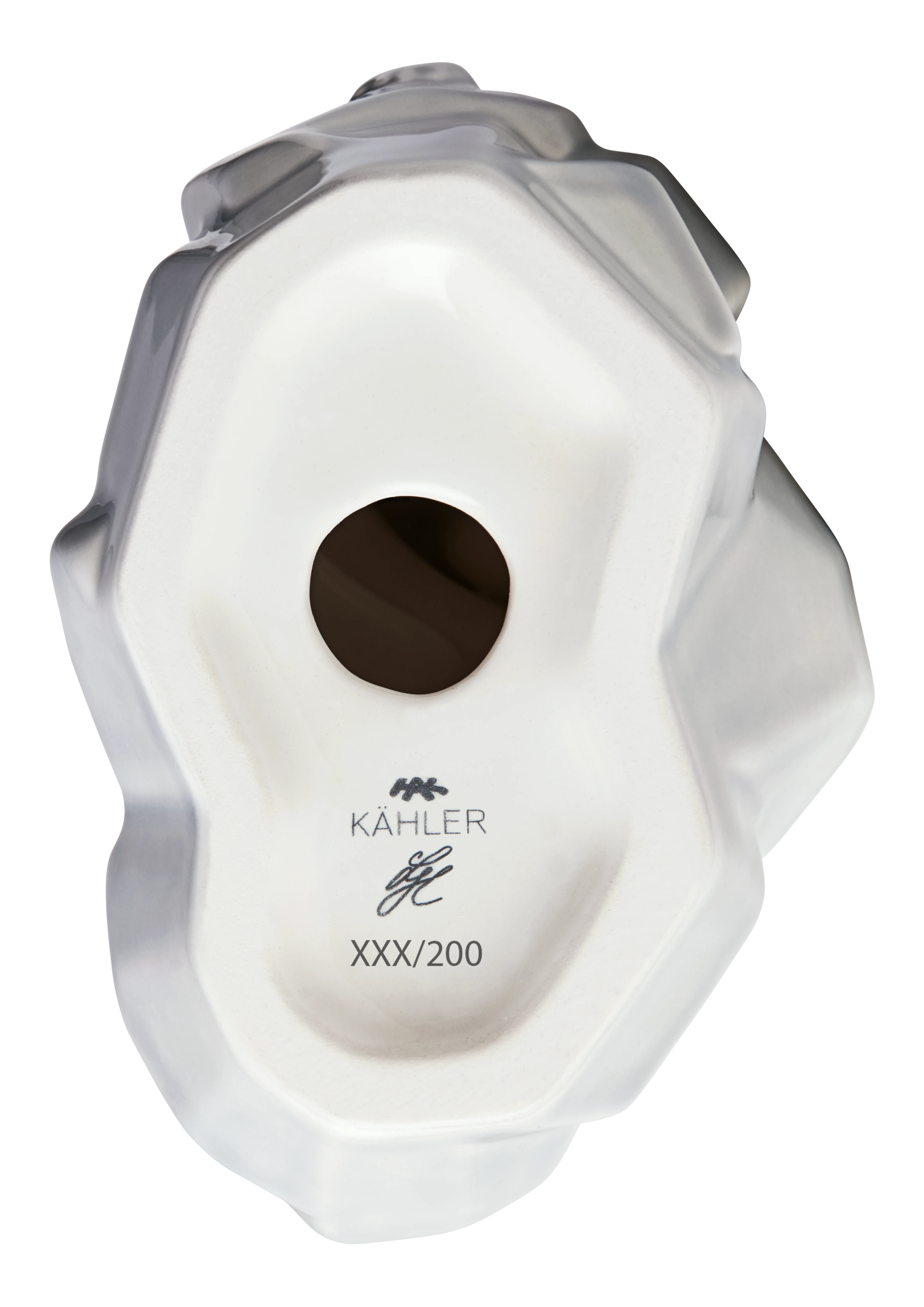 The Ambitious from Kähler  in Grey color, made of Ceramics