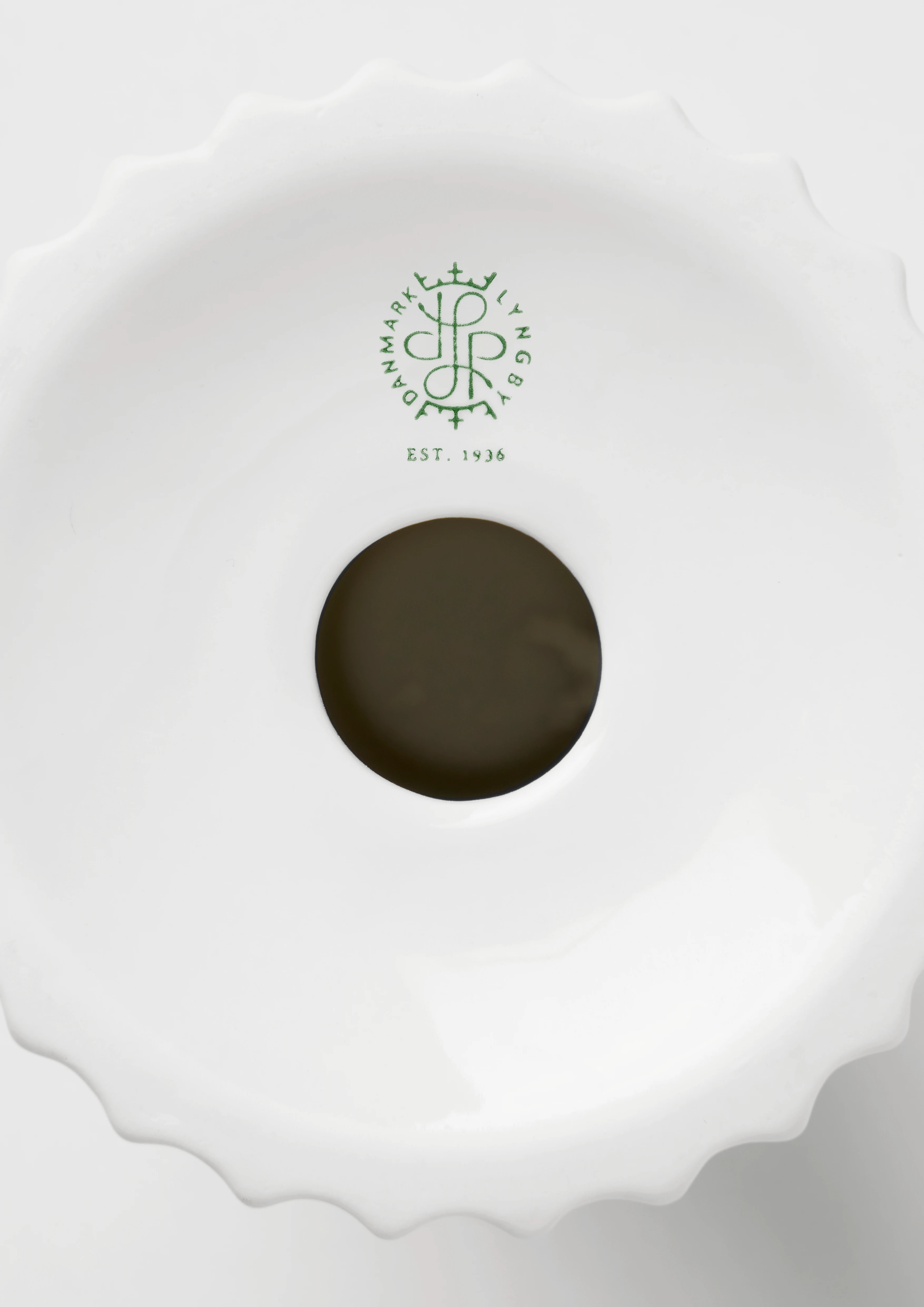 Lysestake H12.5 cm fra Lyngby Porcelæn i fargen Hvit, laget av Keramikk