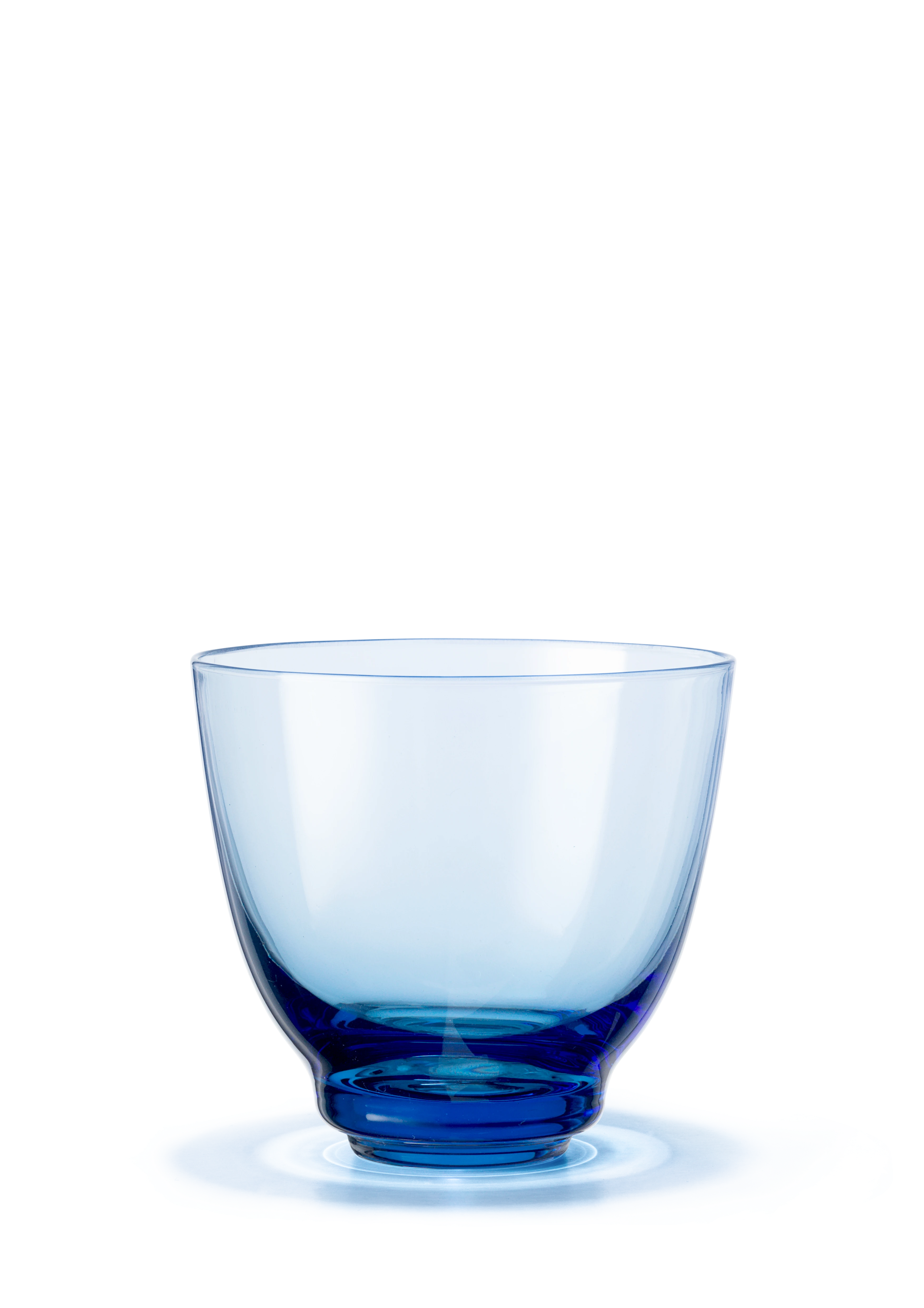Vannglass 35 cl fra Holmegaard i fargen Blå, laget av Glass
