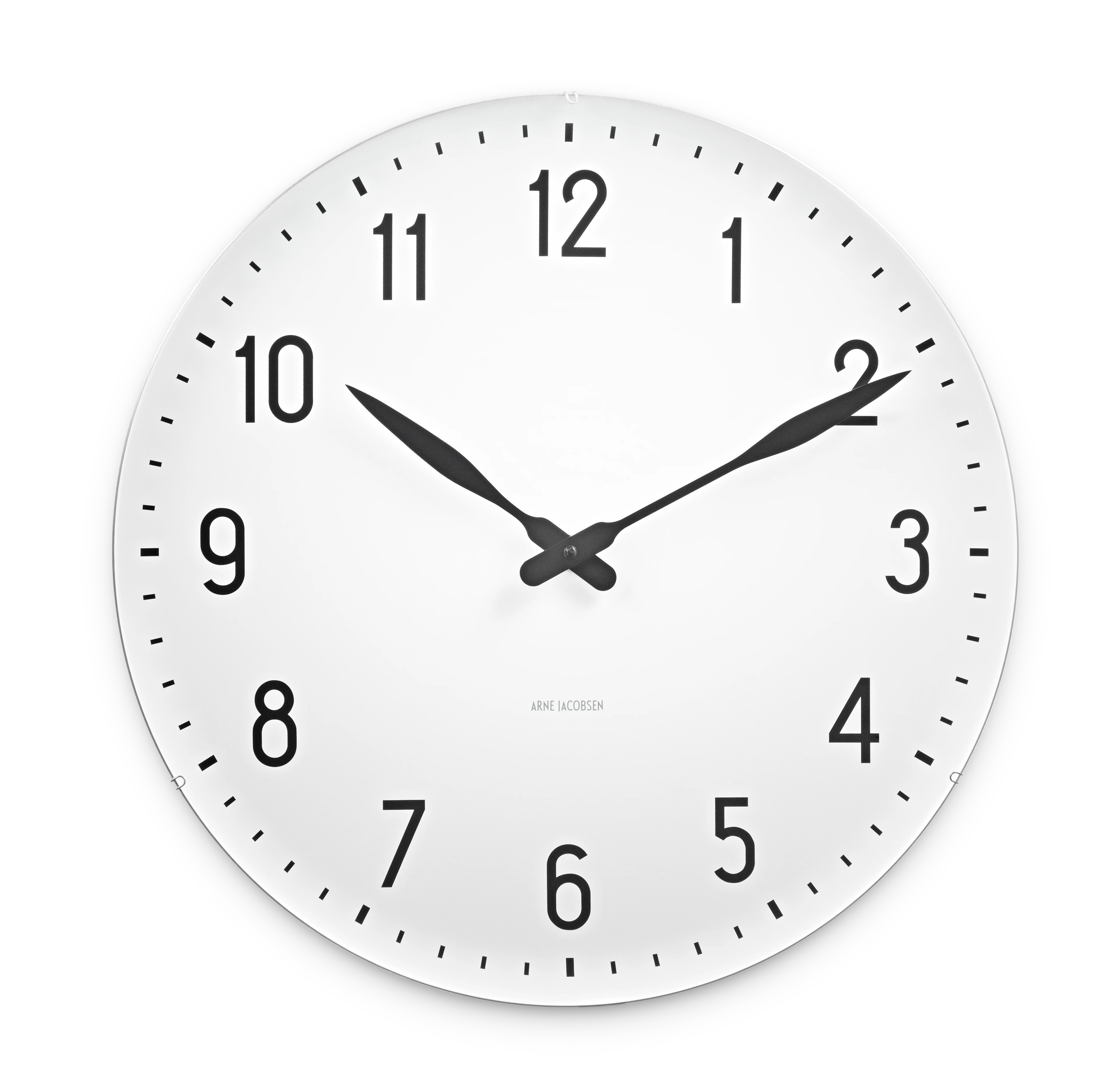 Väggur Ø48 cm från Arne Jacobsen i färgen Vit/Svart, tillverkad av Metall