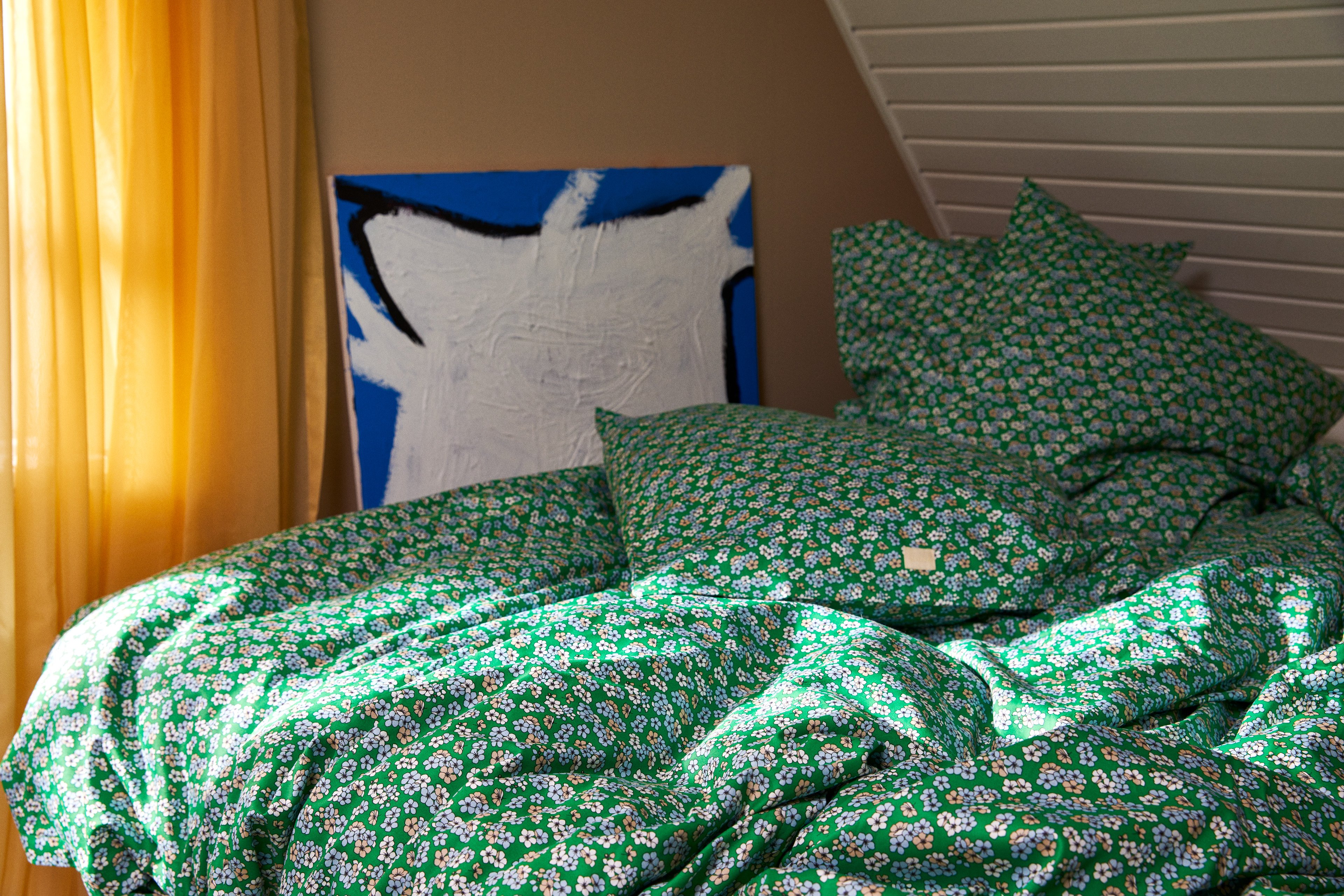 Bedding from the Juna Pleasantly series