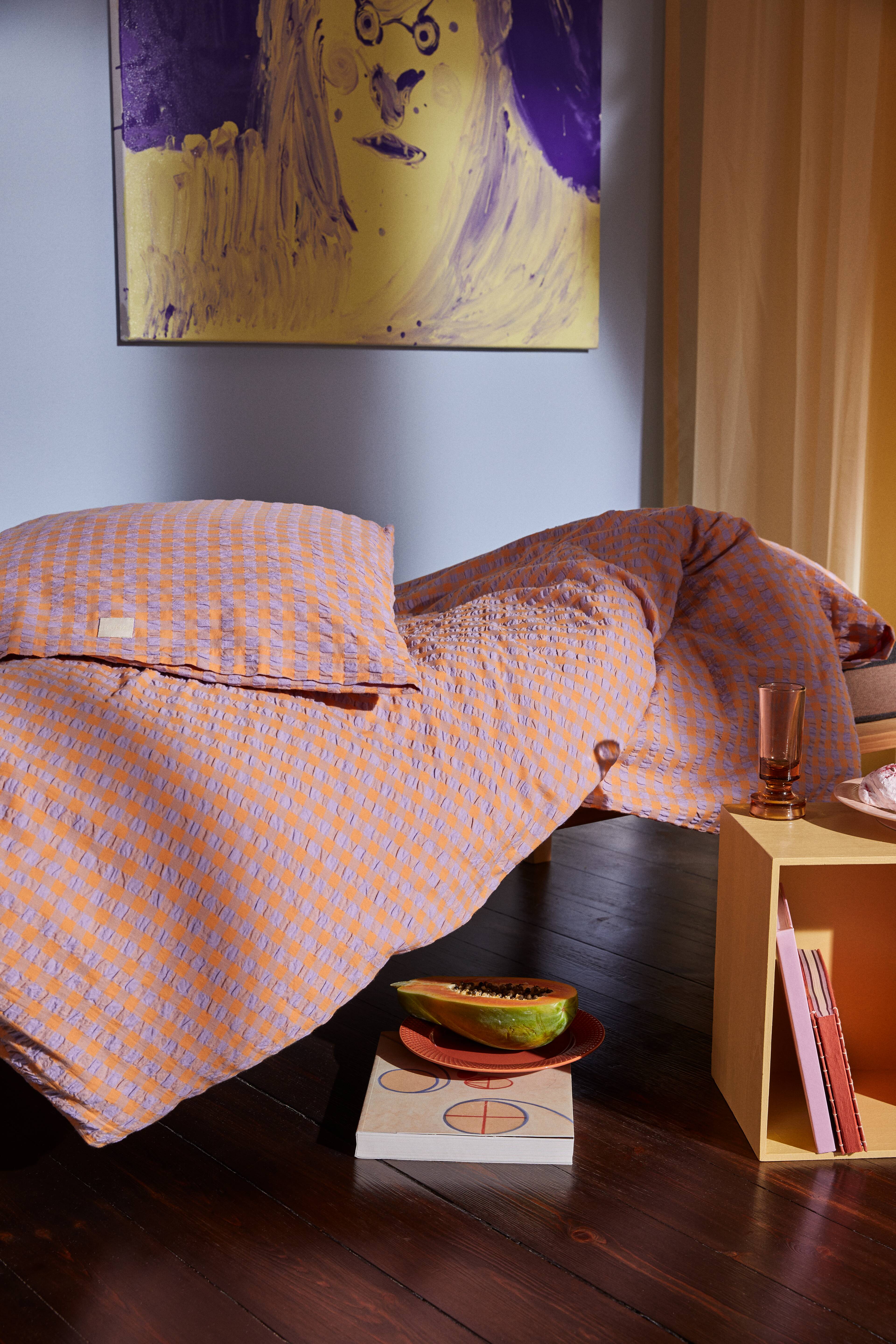 Cushion cover from the Juna Bæk & Bølge series