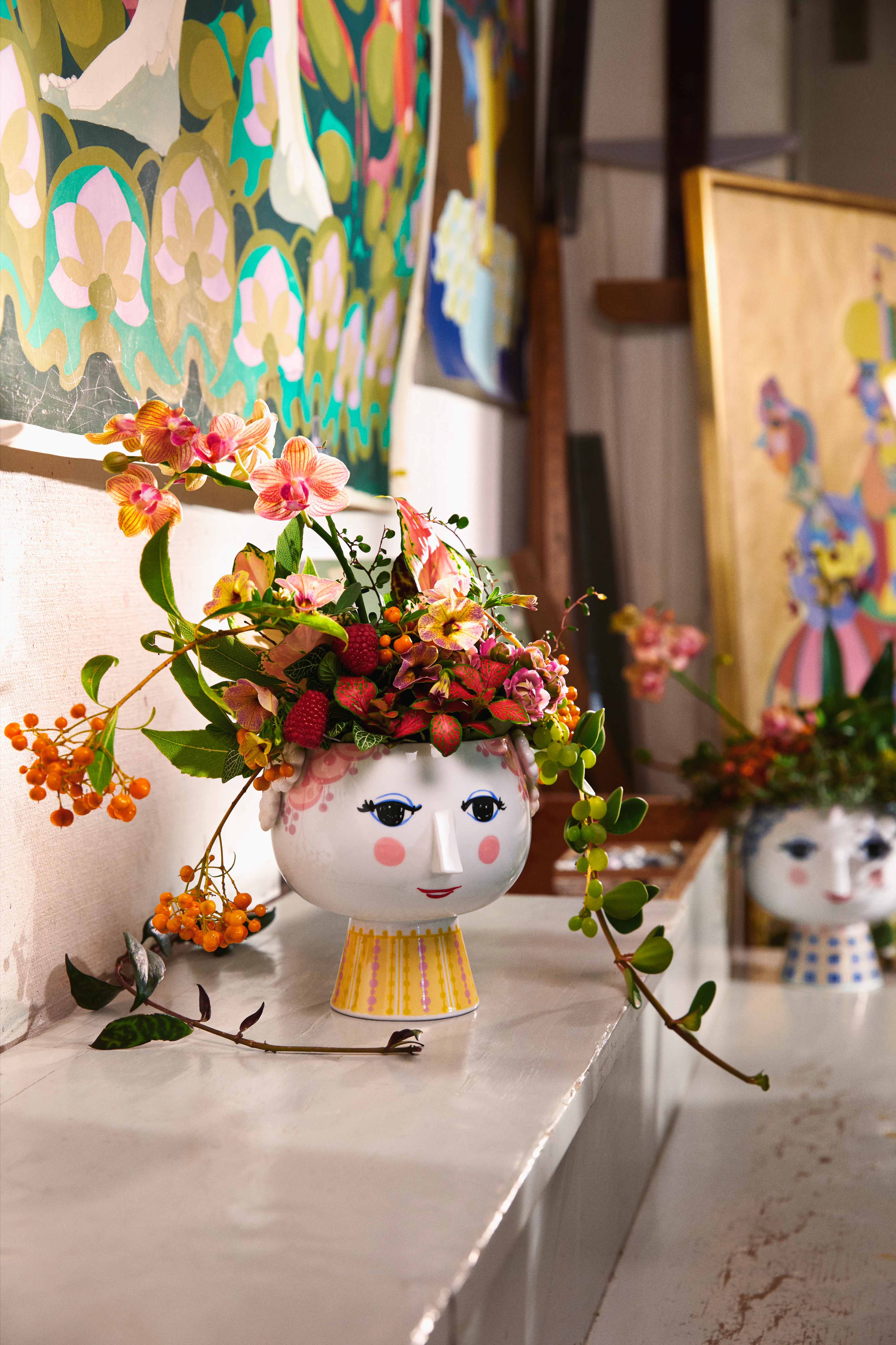 Urtepotteskjuler på fod Ø15.5 cm fra Bjørn Wiinblad i farven Pink, lavet af Keramik