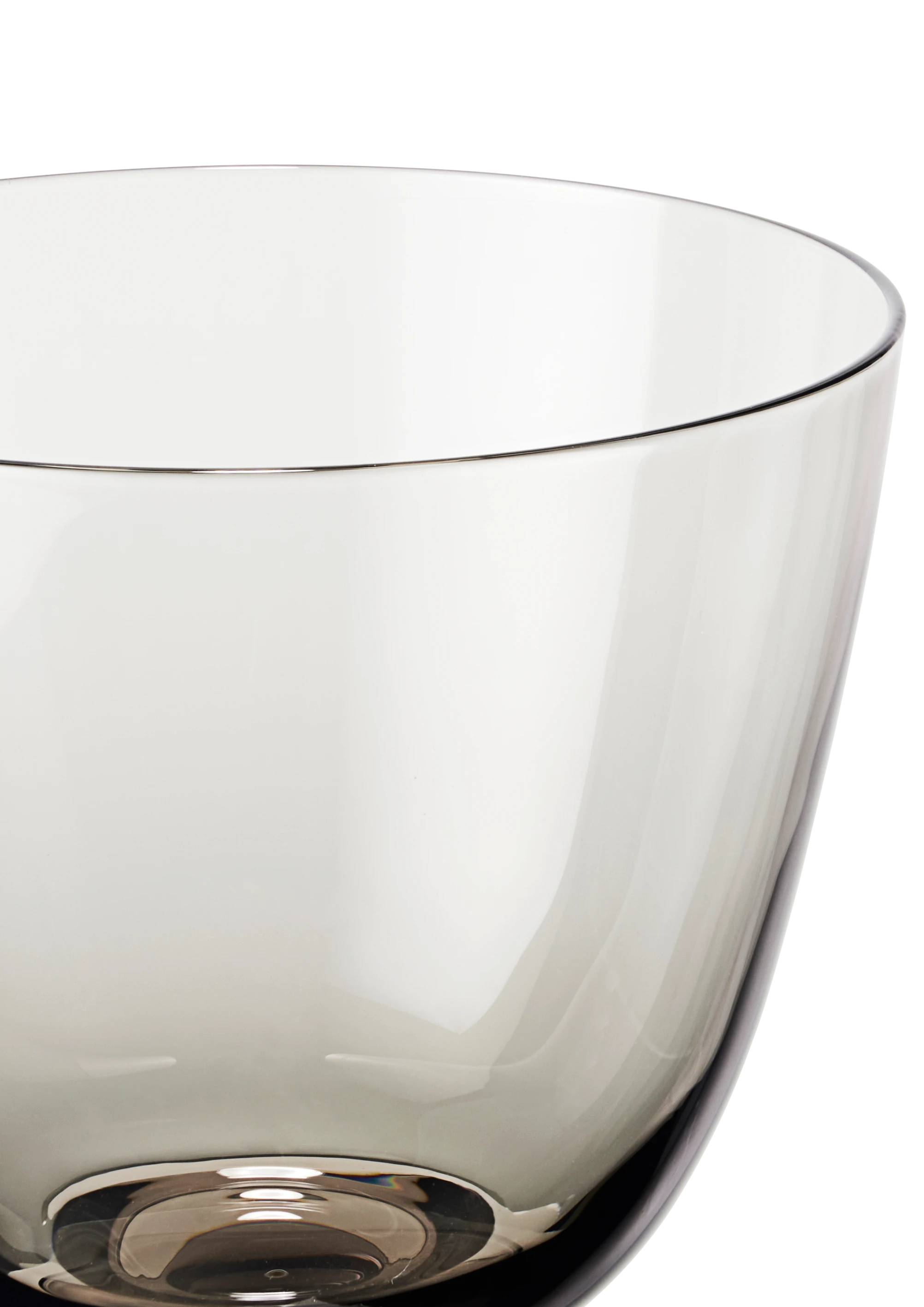 Glass med stett 35 cl fra Holmegaard i fargen Smoke, laget av Glass