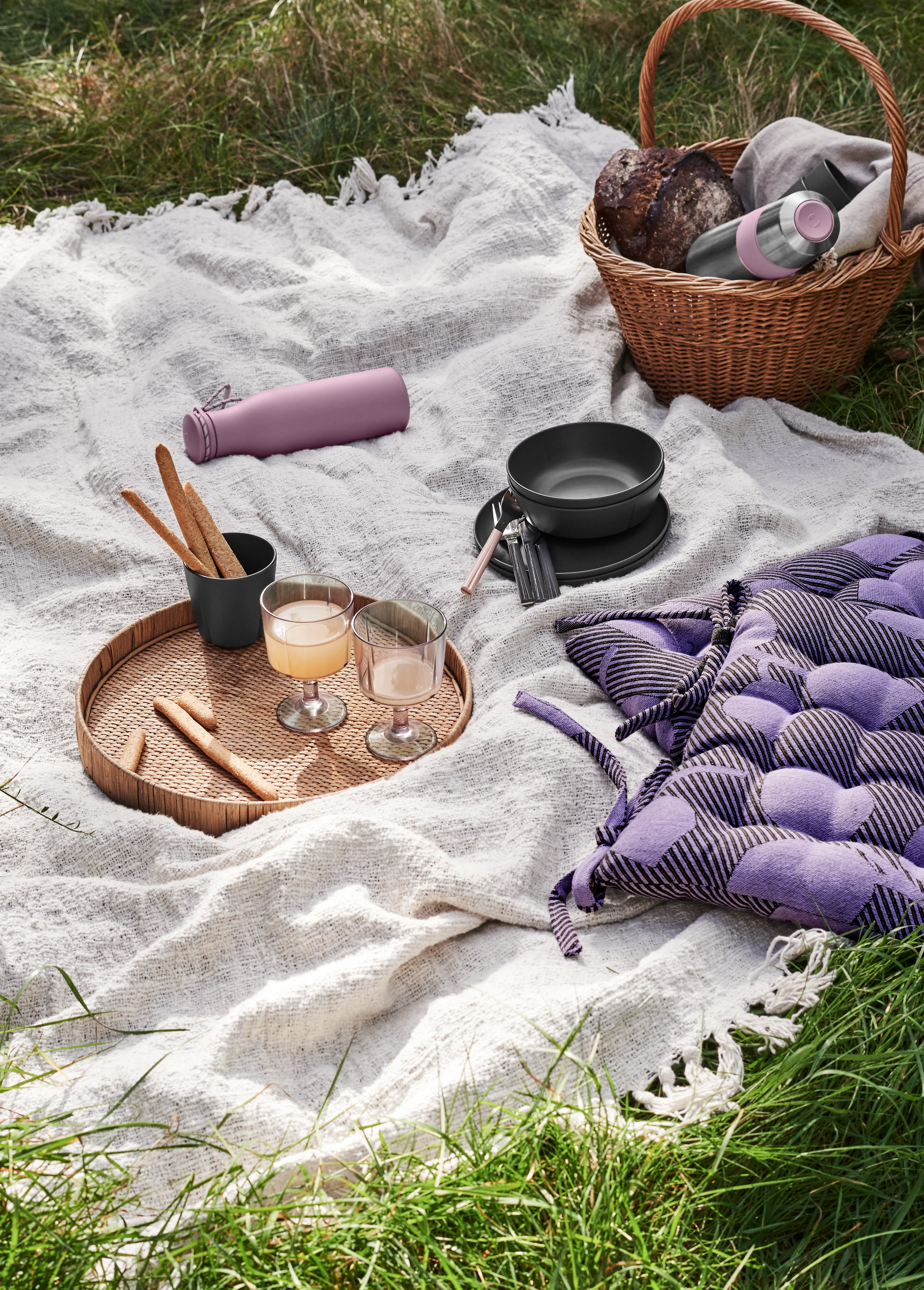 Outdoor Natura Dyna 40x4x40 cm från Rosendahl i färgen Grön/Lavender, tillverkad av Polyester