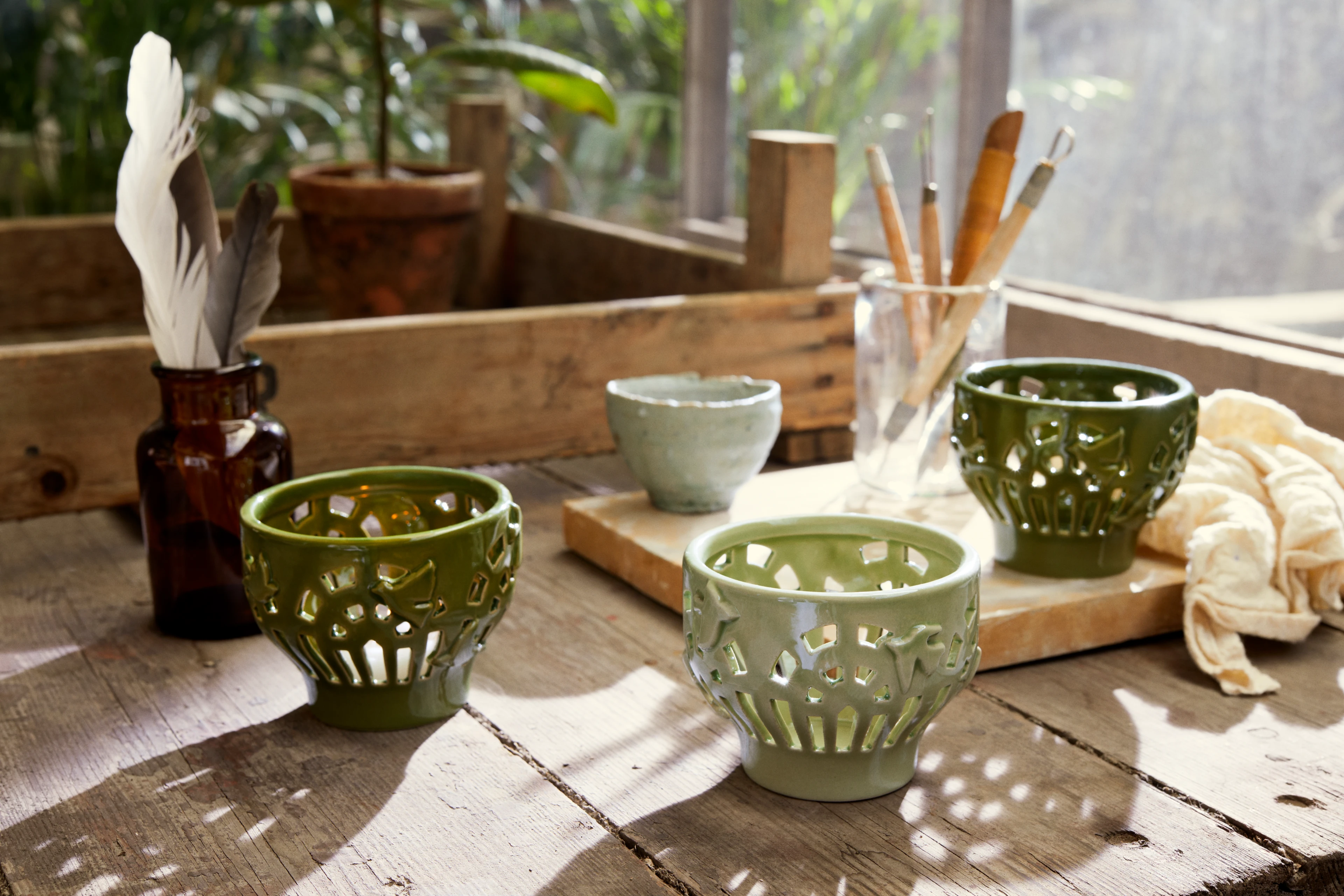 Tealight holder Ø9.5 cm from Kähler  in Spring leaf color, made of Ceramics