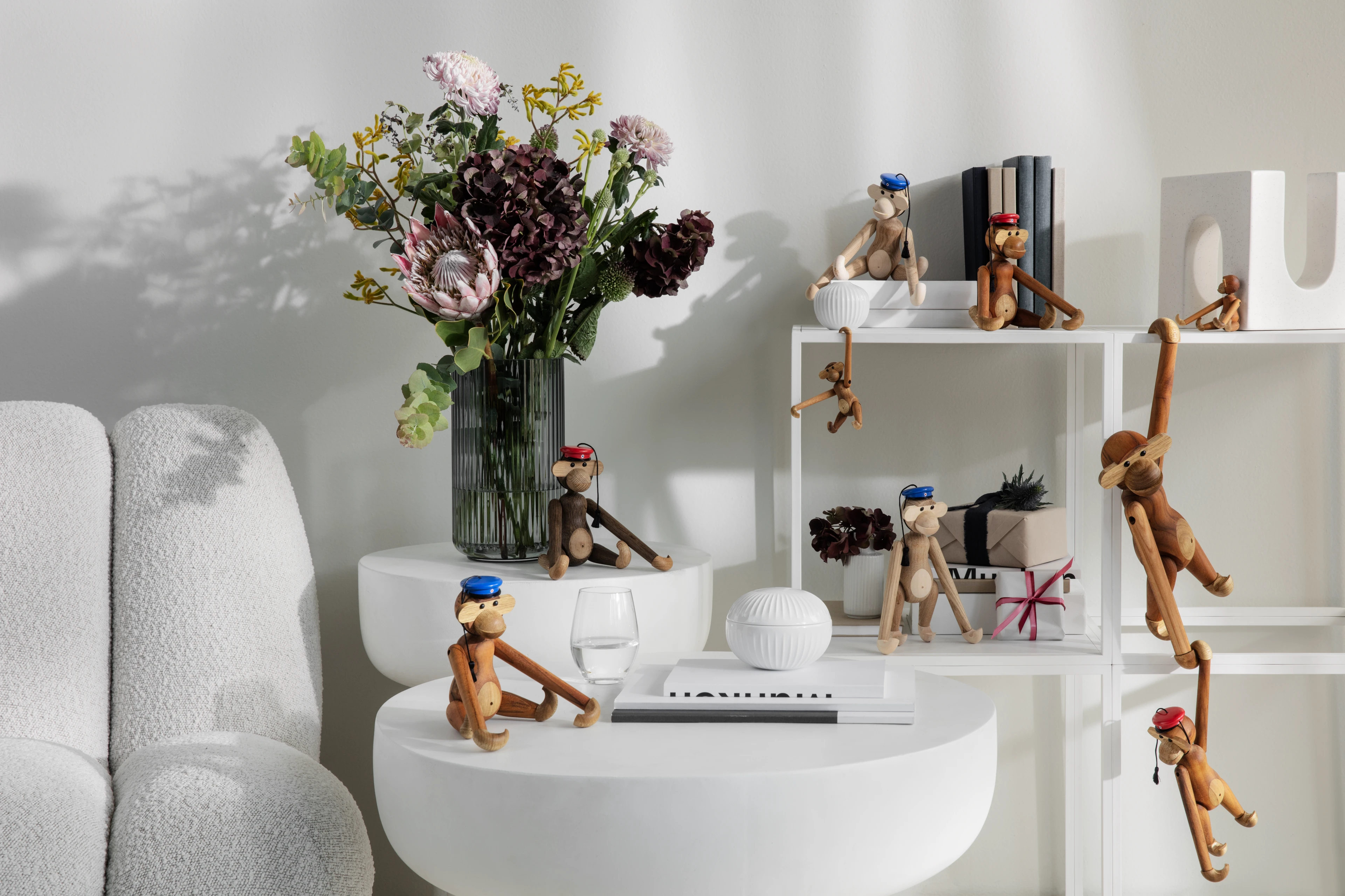 Studentmössa liten från Kay Bojesen i färgen Blå, tillverkad av Trä