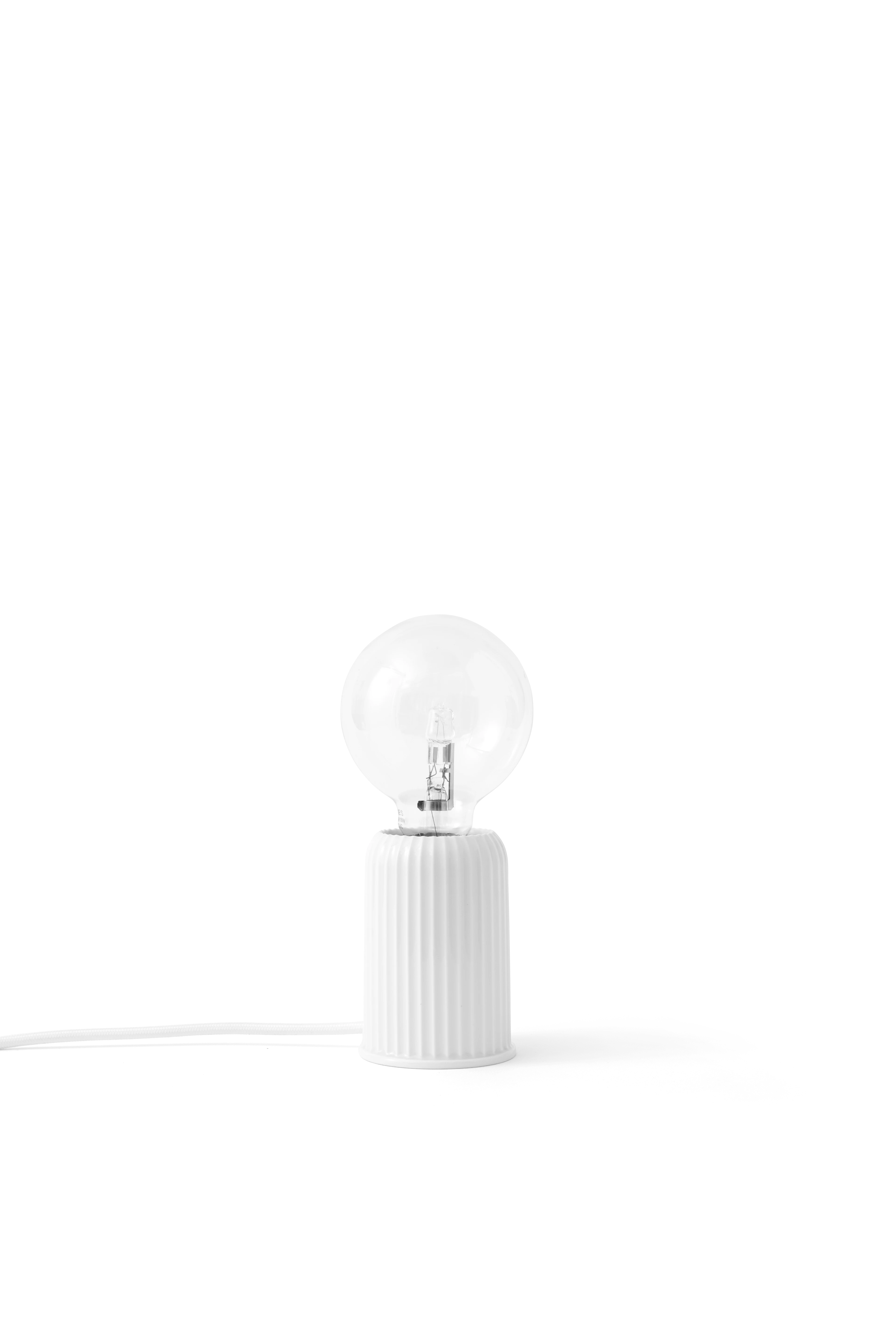 Bordlamper – finn den perfekte skrivebordslampen her, image size:3840x5754