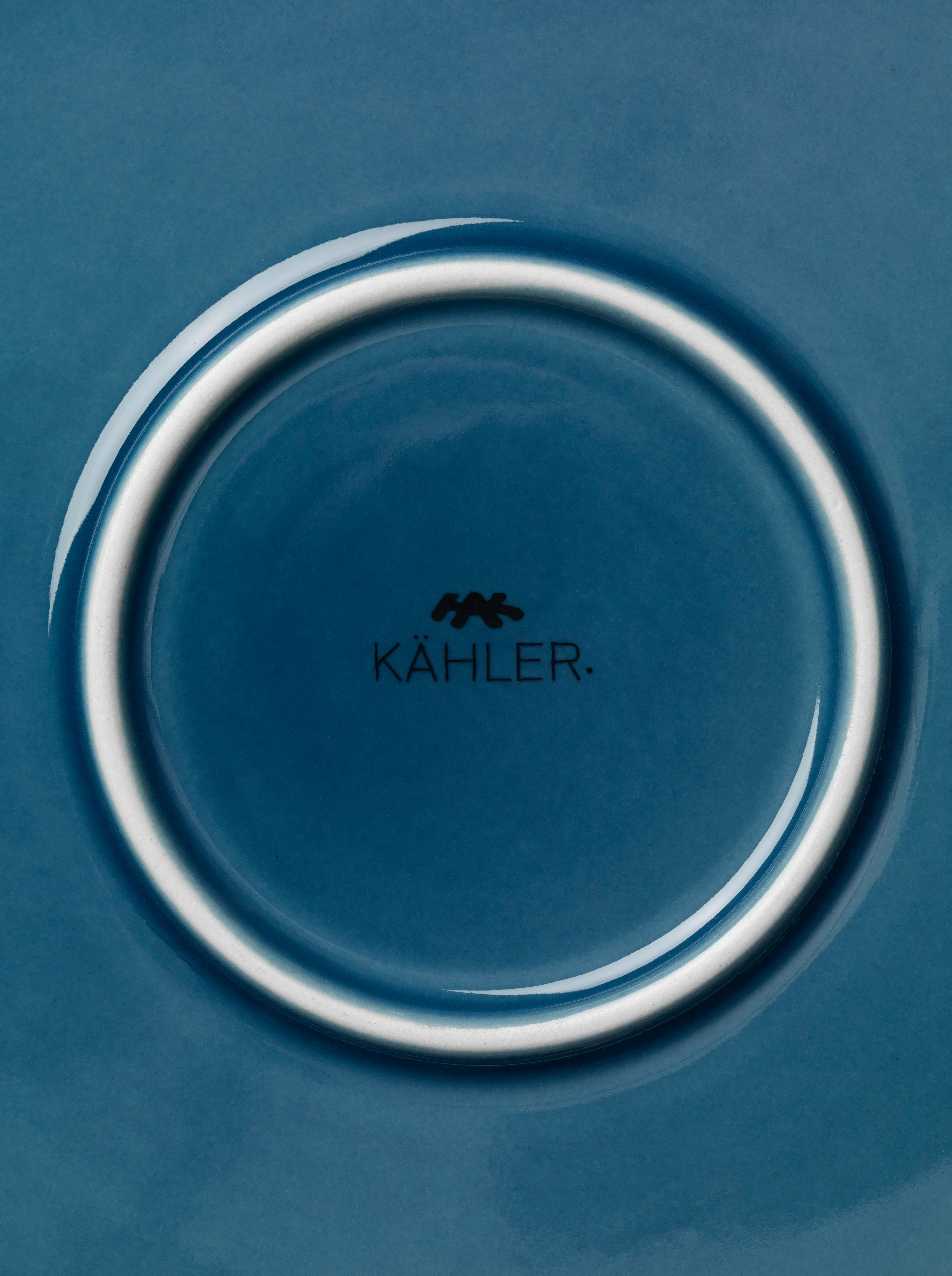 Quiche dish Ø28 cm from Kähler  in Berry blue color, made of Ceramics