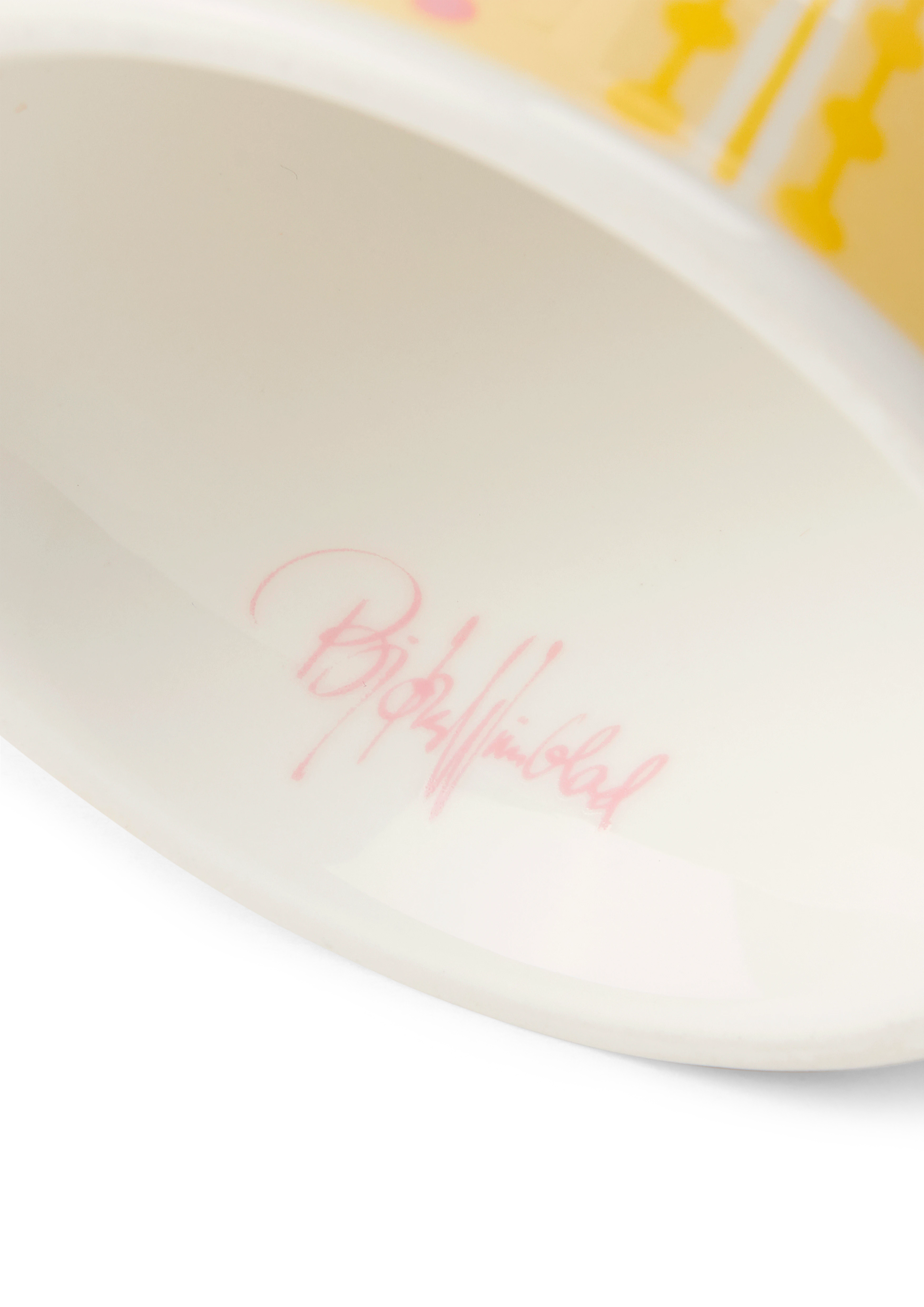 Potteskjuler på fot Ø15.5 cm fra Bjørn Wiinblad i fargen Pink, laget av Keramikk