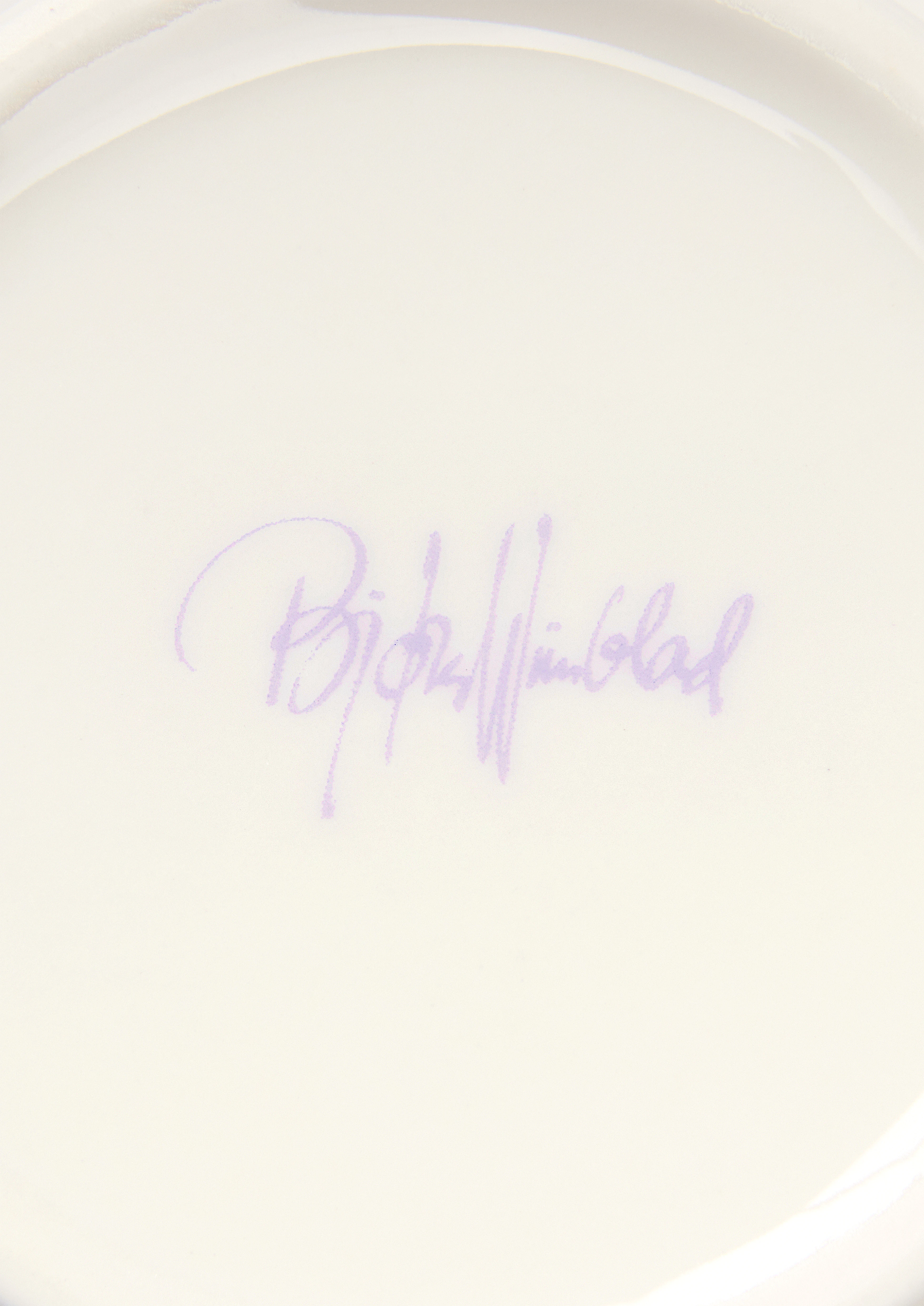 Vase H15 cm from Bjørn Wiinblad in Lavender color, made of Ceramics