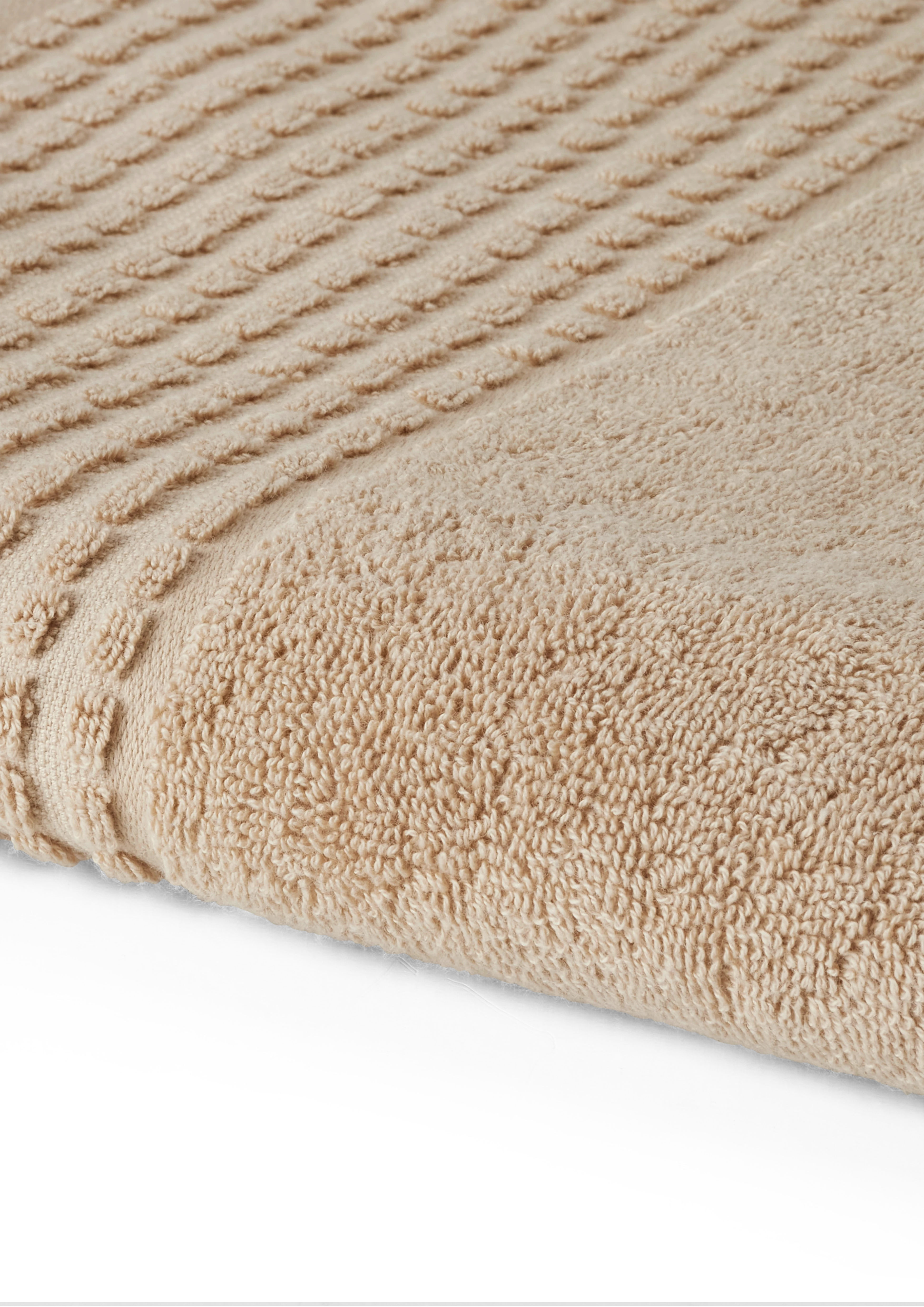 Handtuch 70x140 cm von JUNA in der Farbe Beige, hergestellt aus Baumwolle