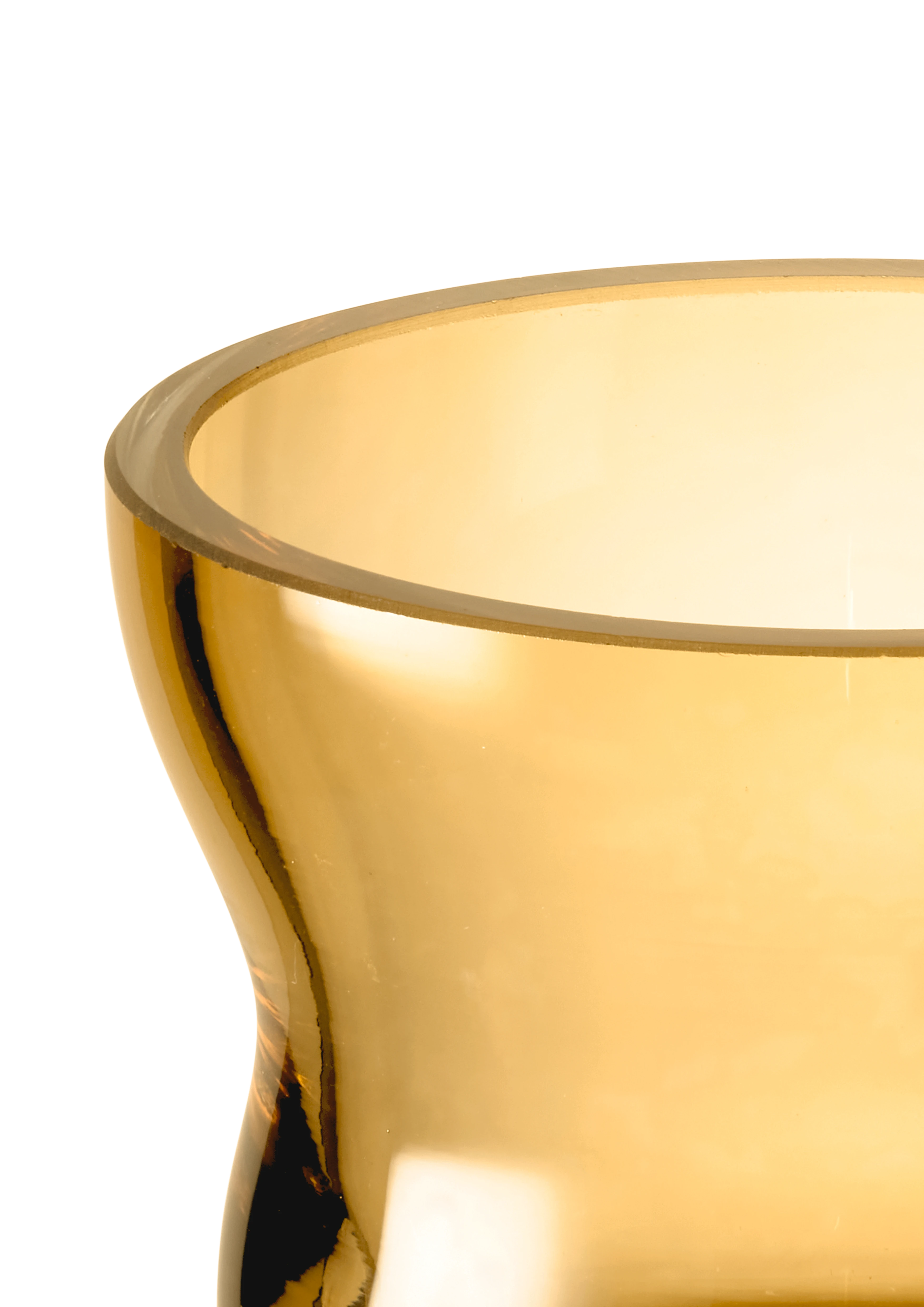 Telyslykt Ø8.5 cm fra Holmegaard i fargen Amber, laget av Glass