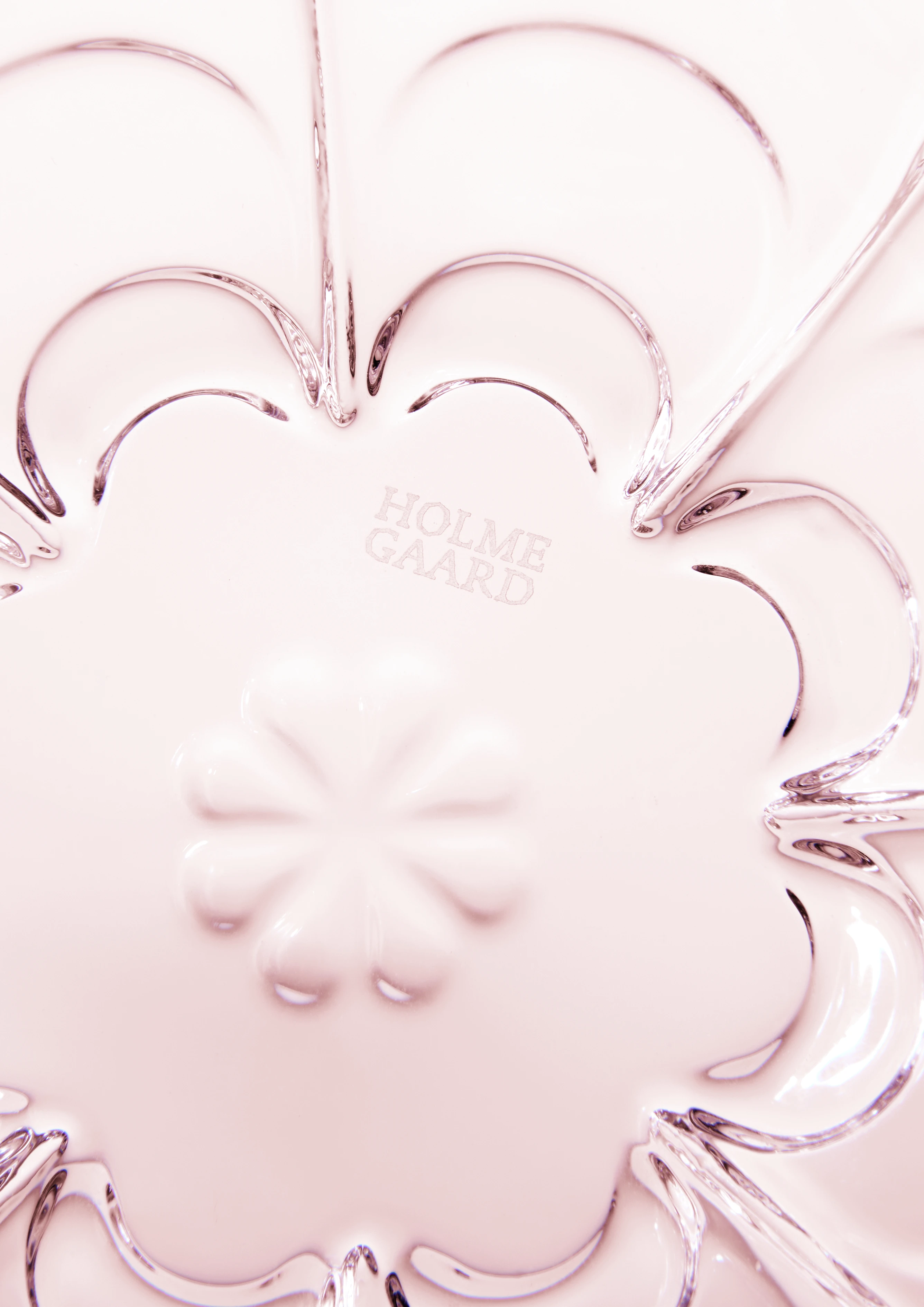 Skål Ø13 cm 2 stk. fra Holmegaard i fargen Cherry blossom, laget av Glass