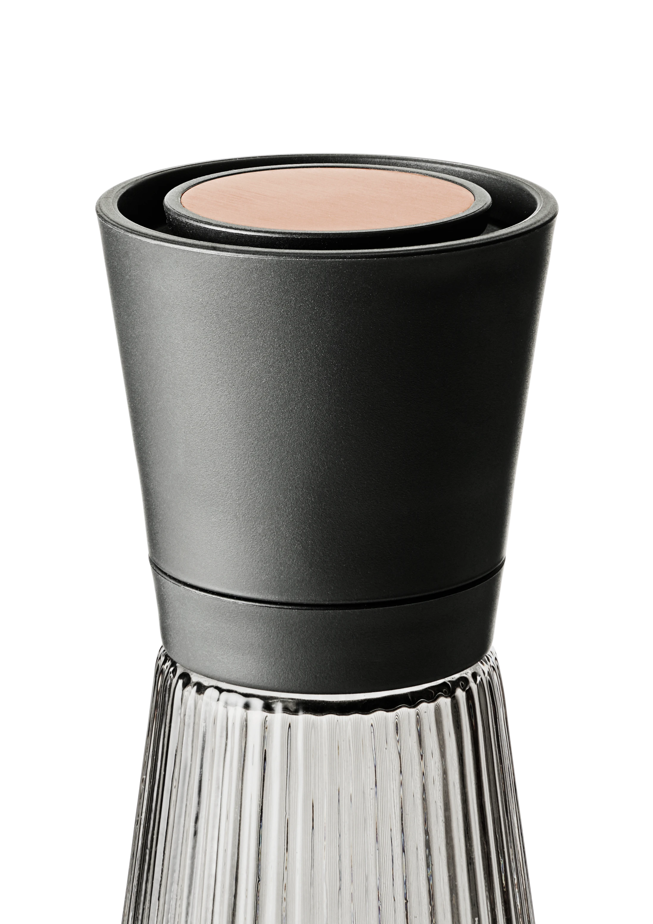 Mühle H17 cm von Rosendahl in der Farbe Smoke, hergestellt aus Glas